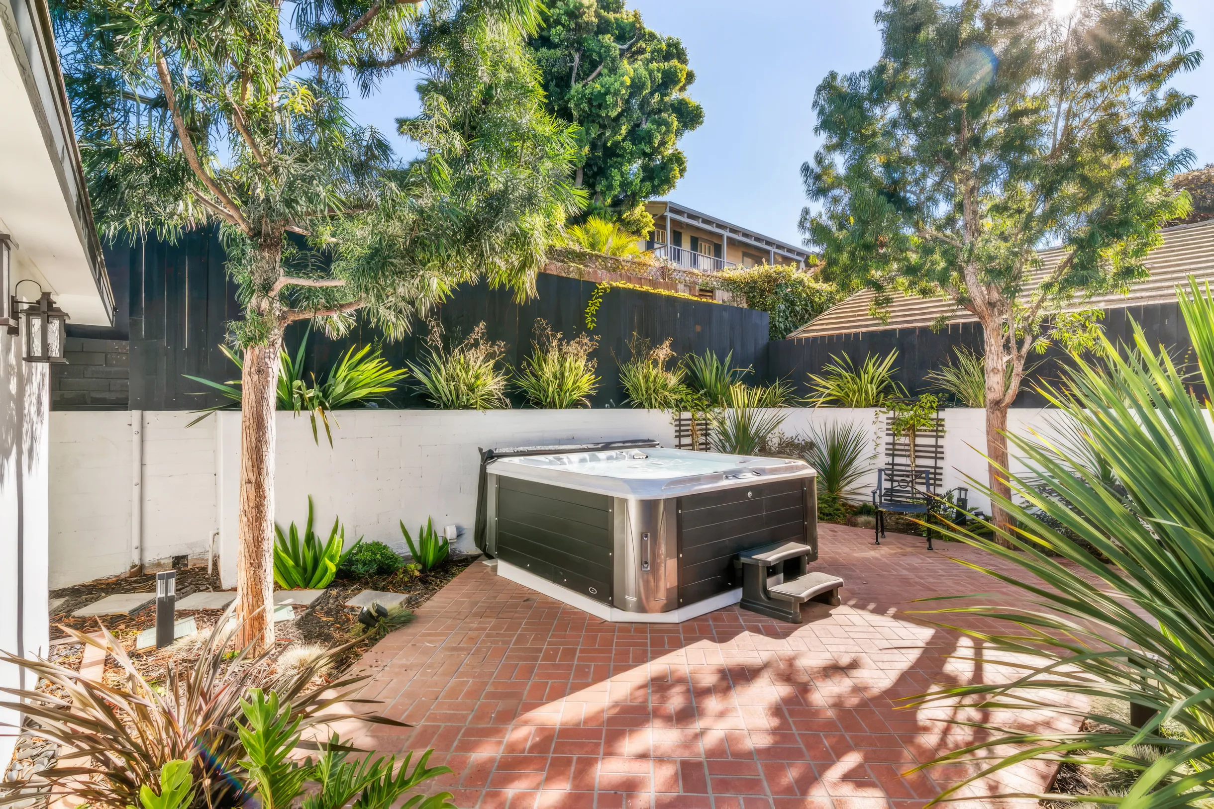 Wander San Diego Glow #41