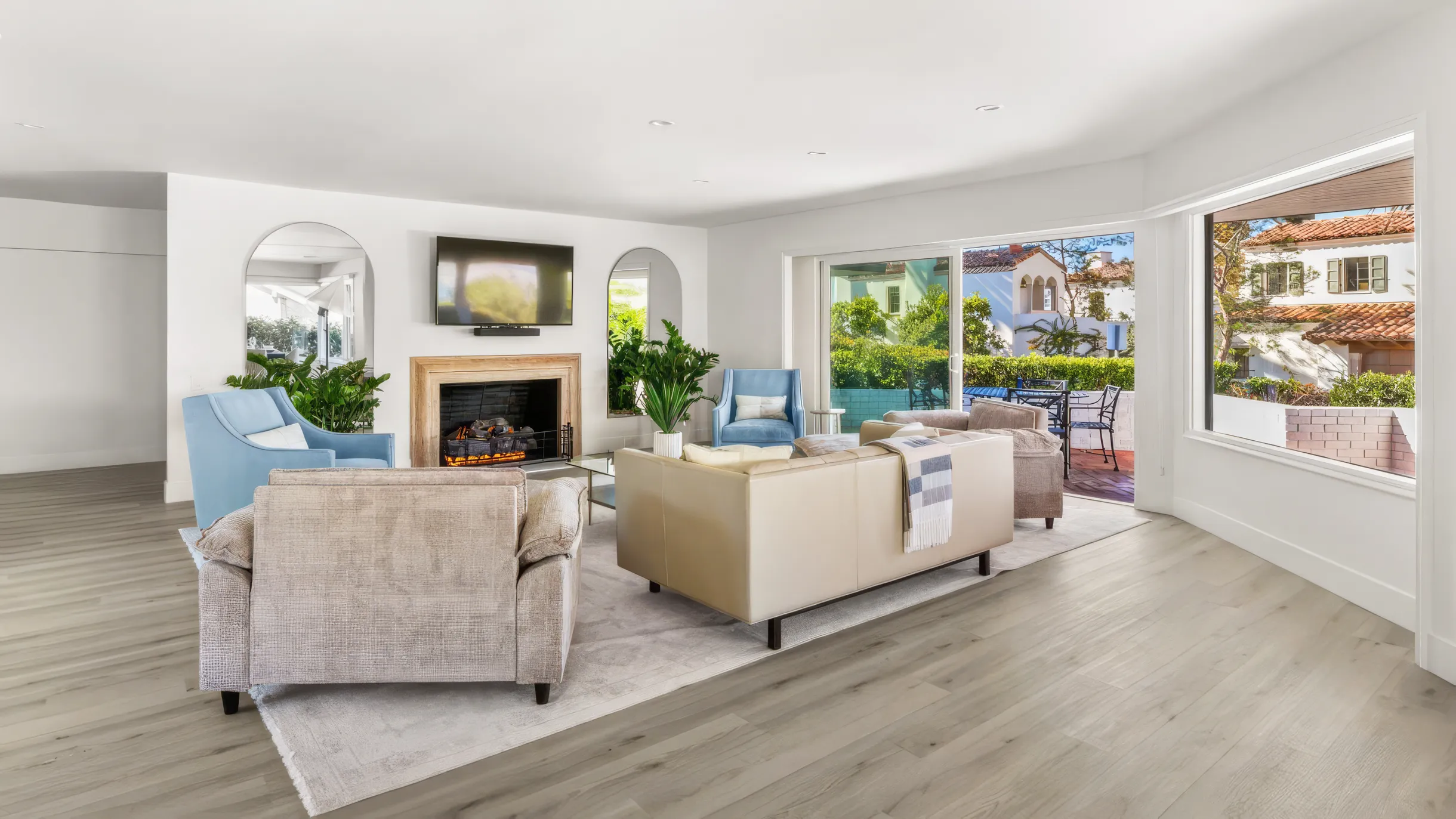 Wander San Diego Glow #38