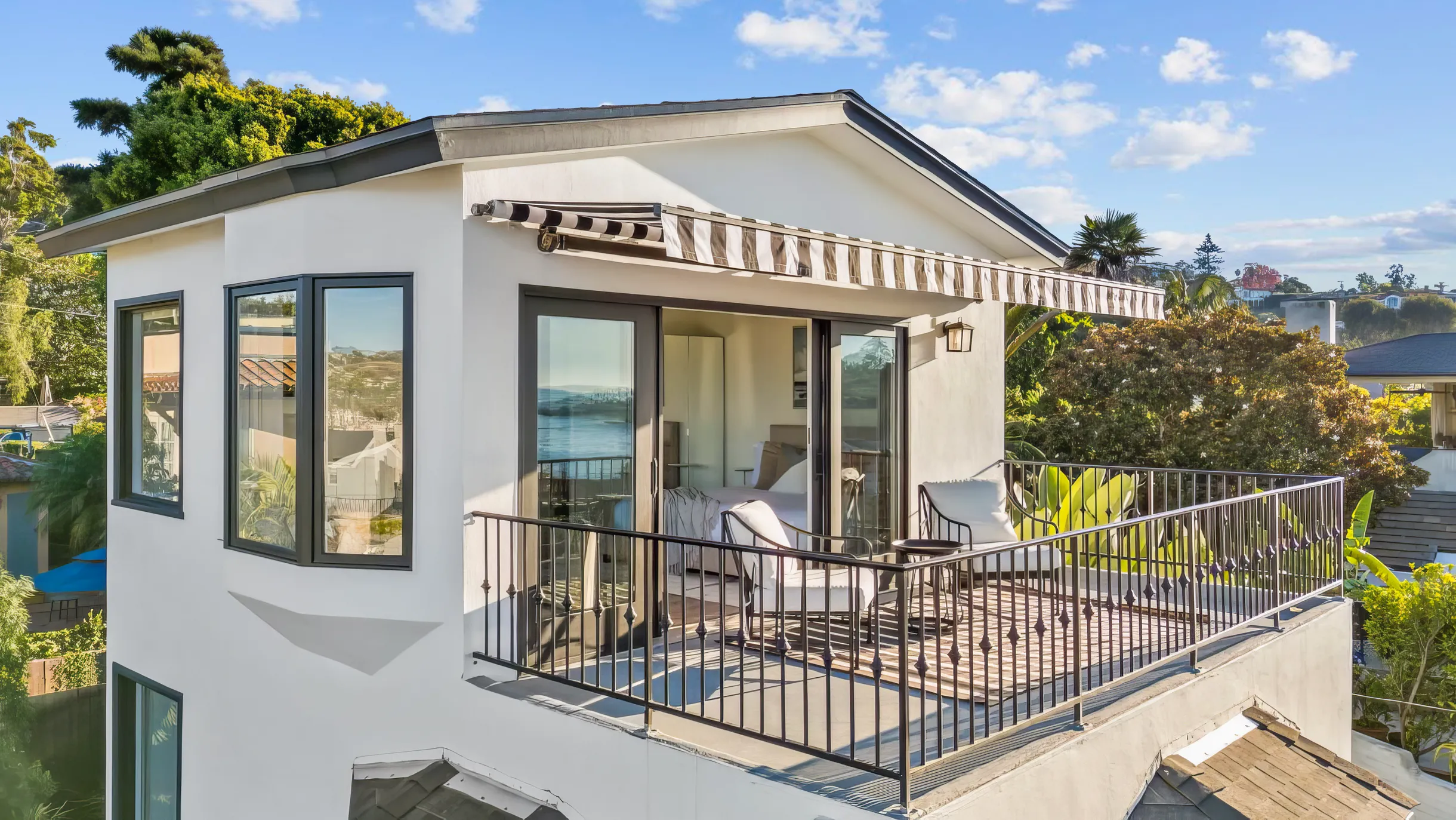 Wander San Diego Glow #22