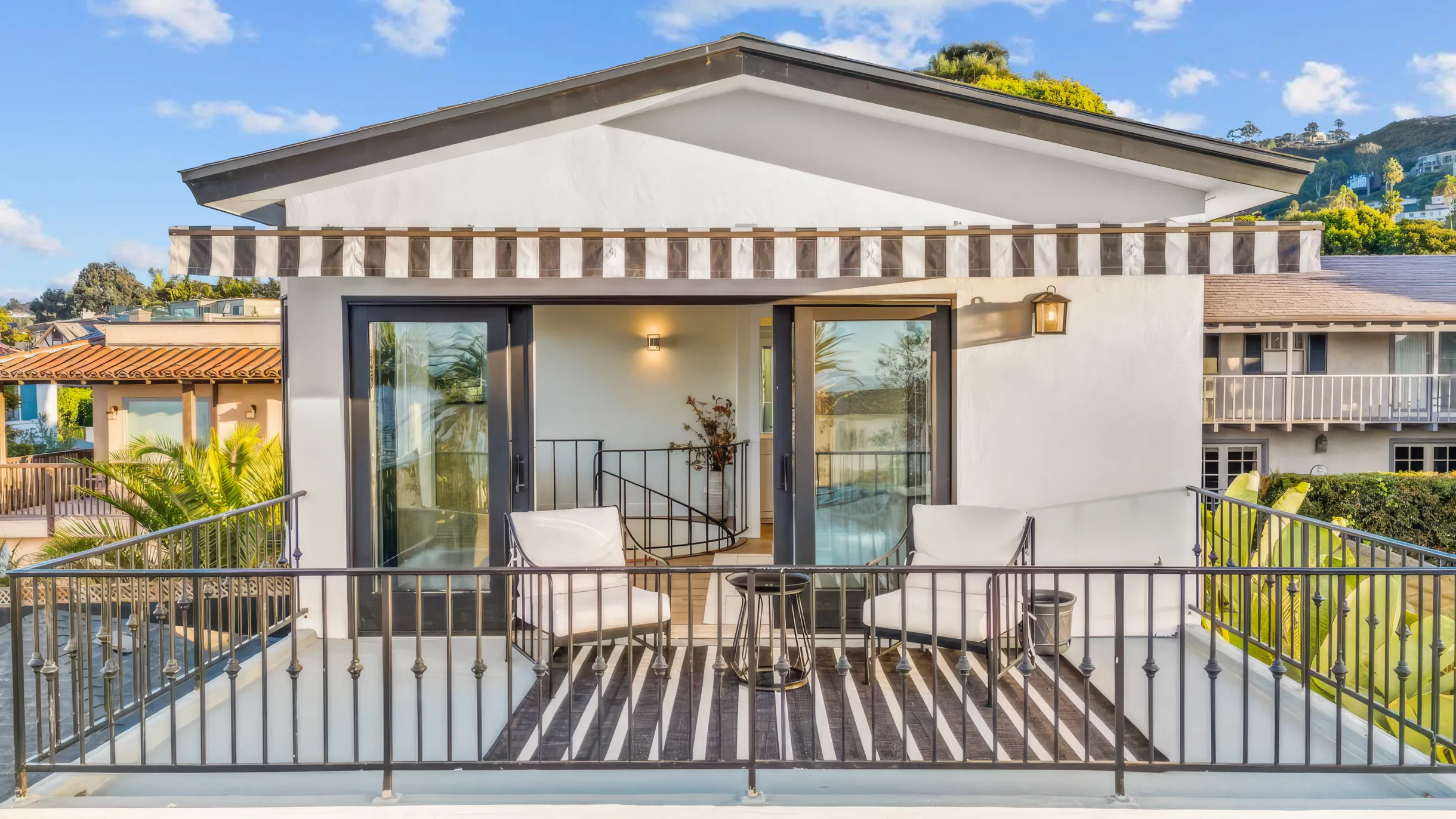 Wander San Diego Glow #50