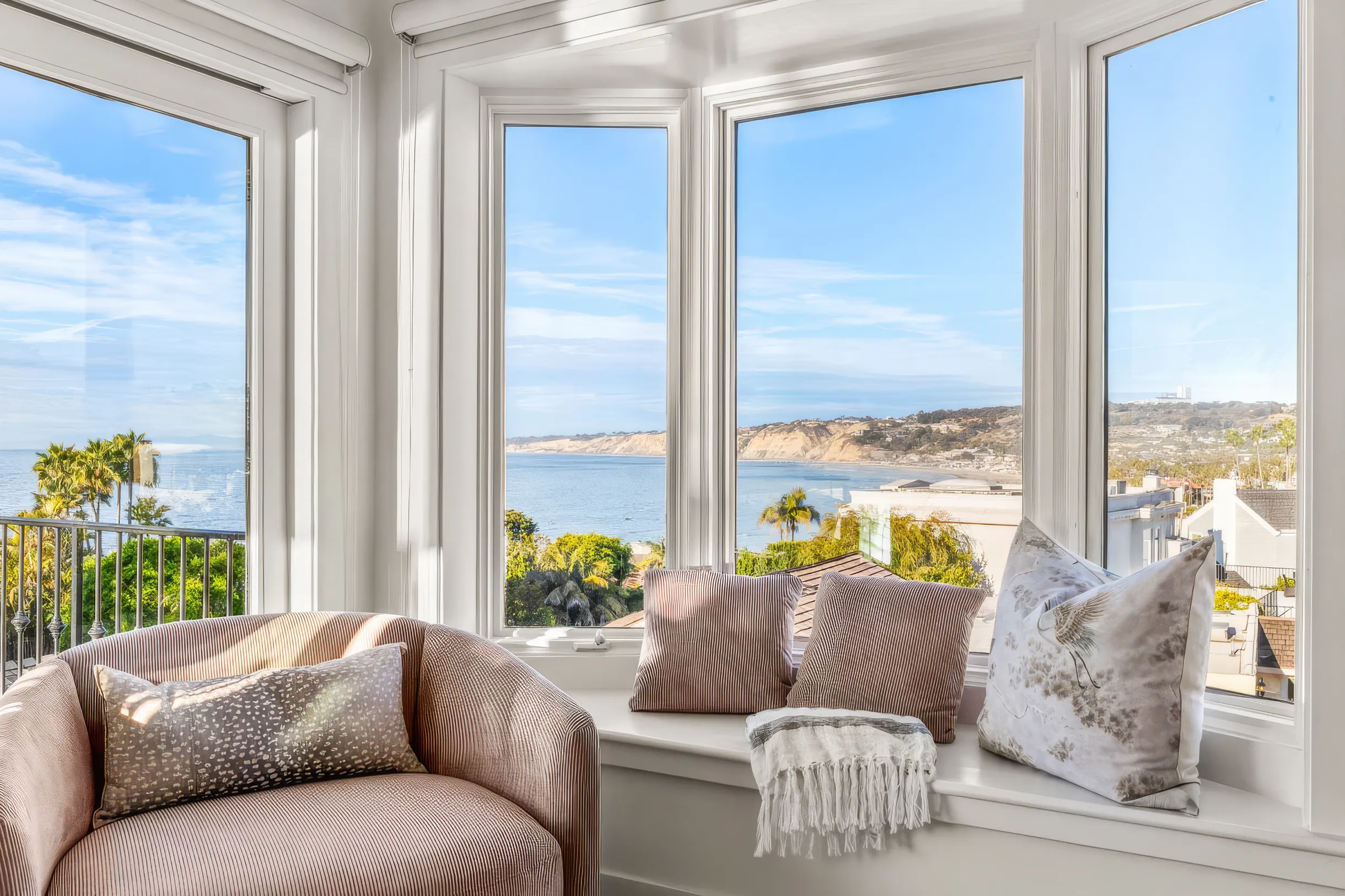 Wander San Diego Glow #40