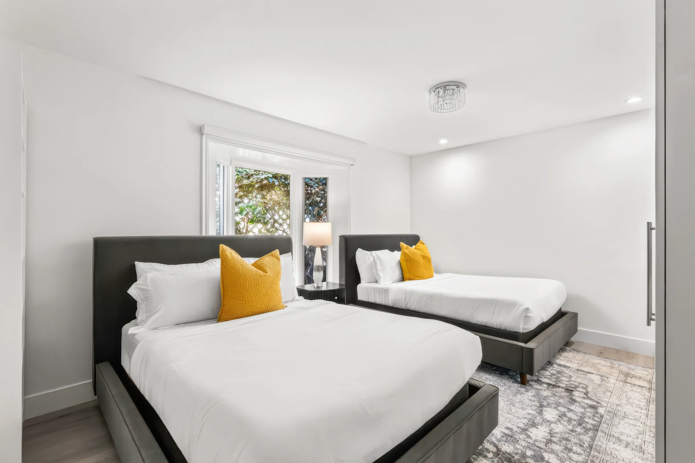 Wander San Diego Glow #13