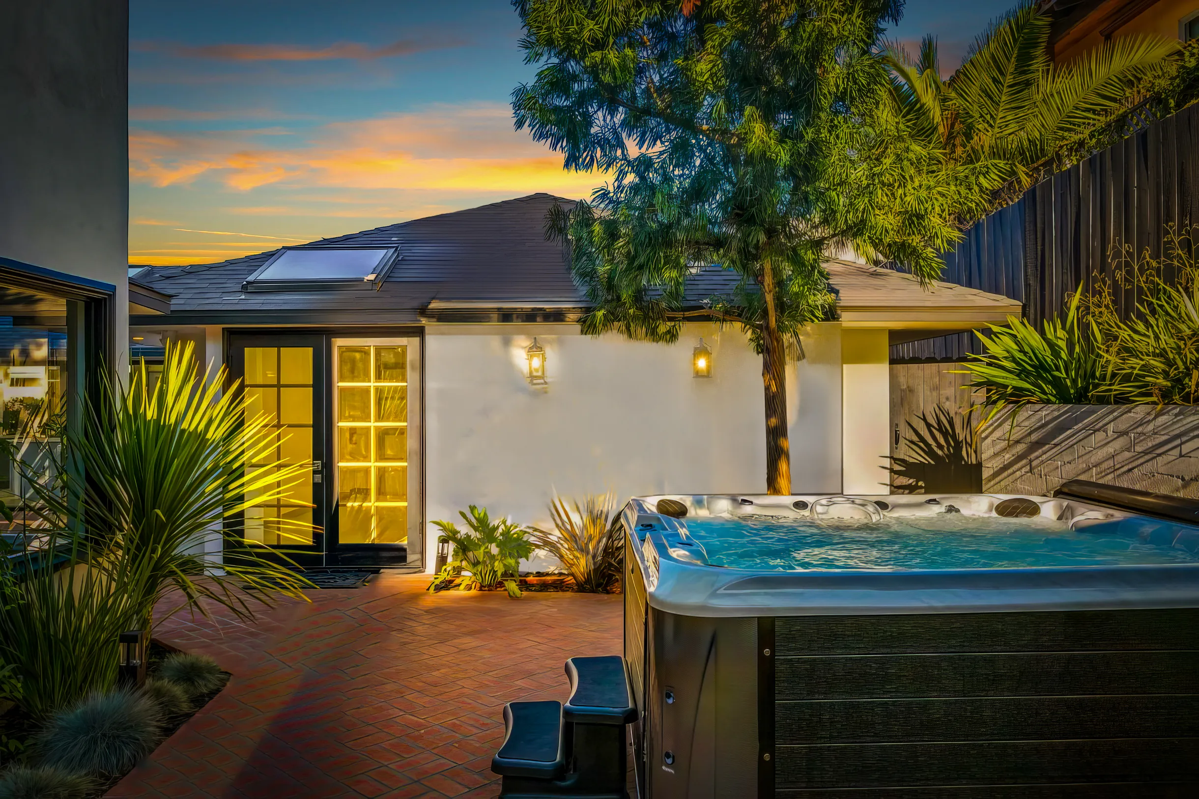 Wander San Diego Glow #27