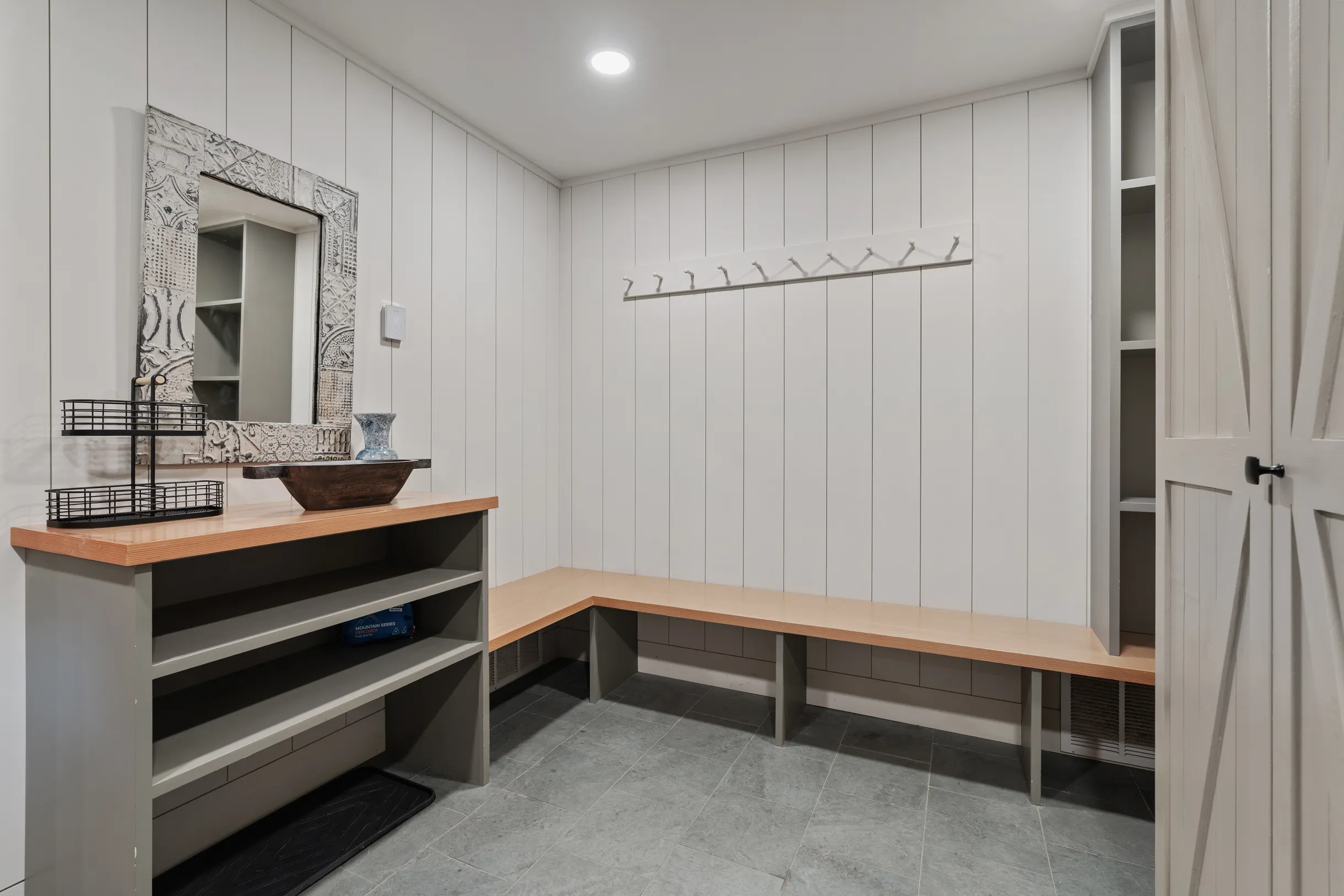 Wander Stowe Mountain #48