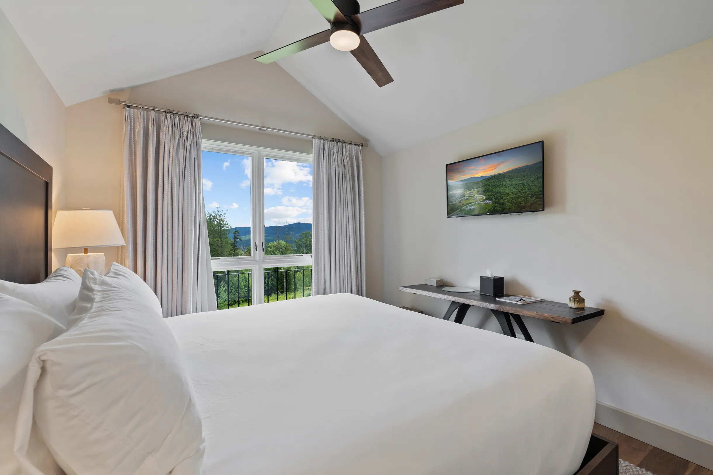 Wander Stowe Mountain #35