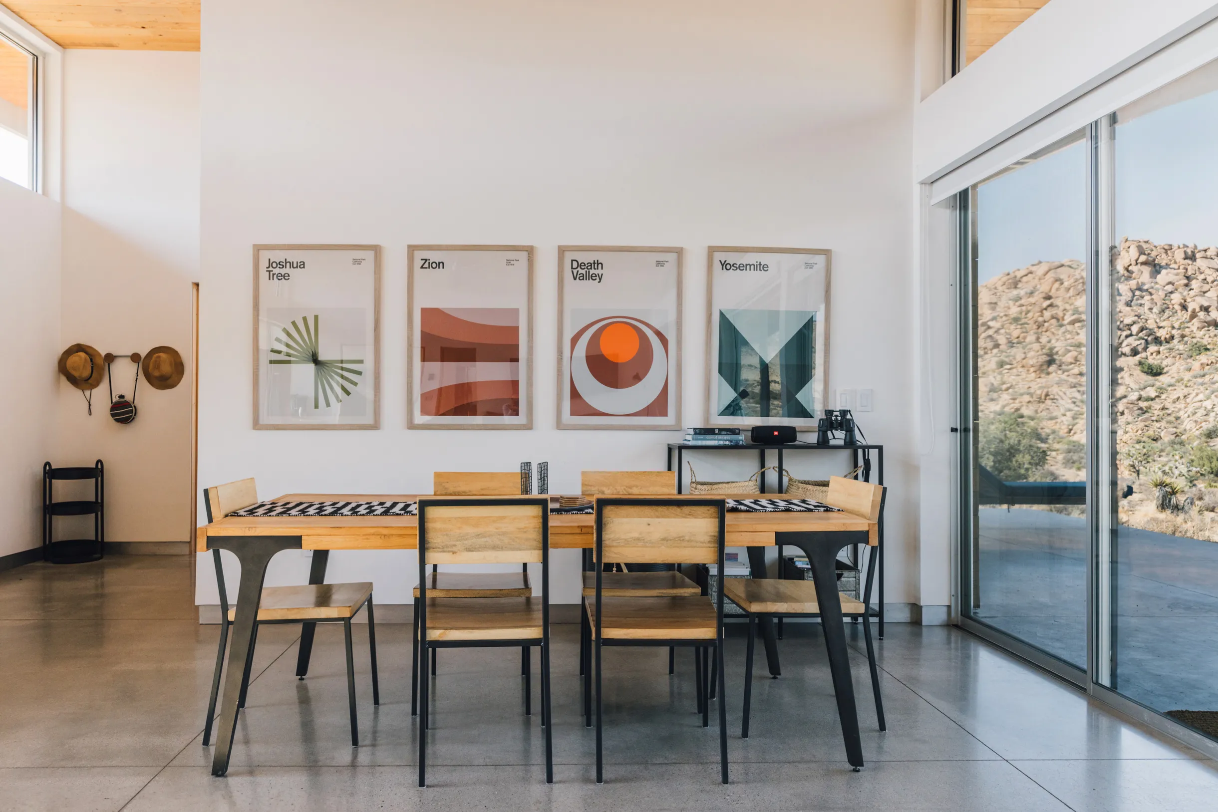 Wander Pioneertown Boulders #18