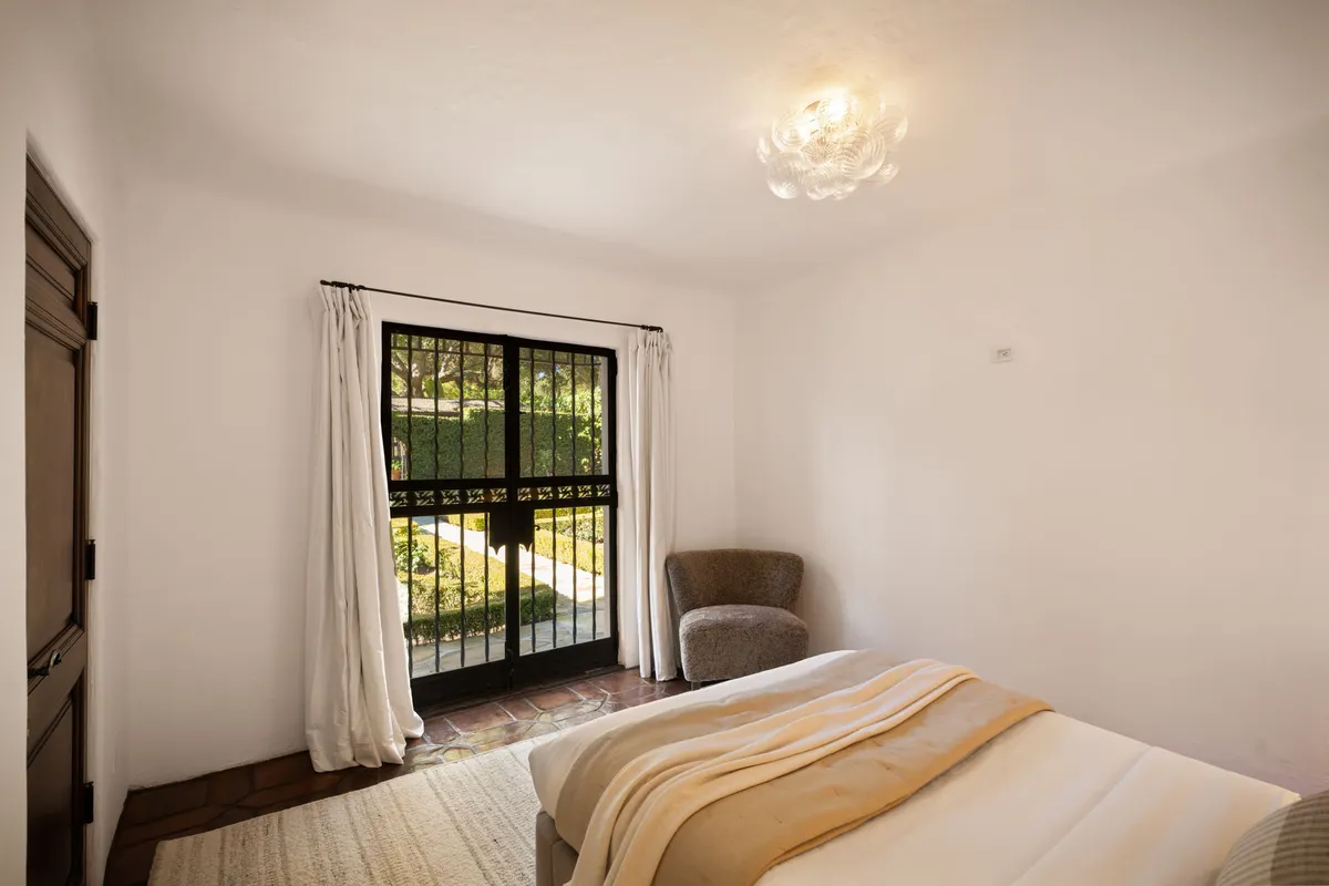 Wander Montecito Estate #32