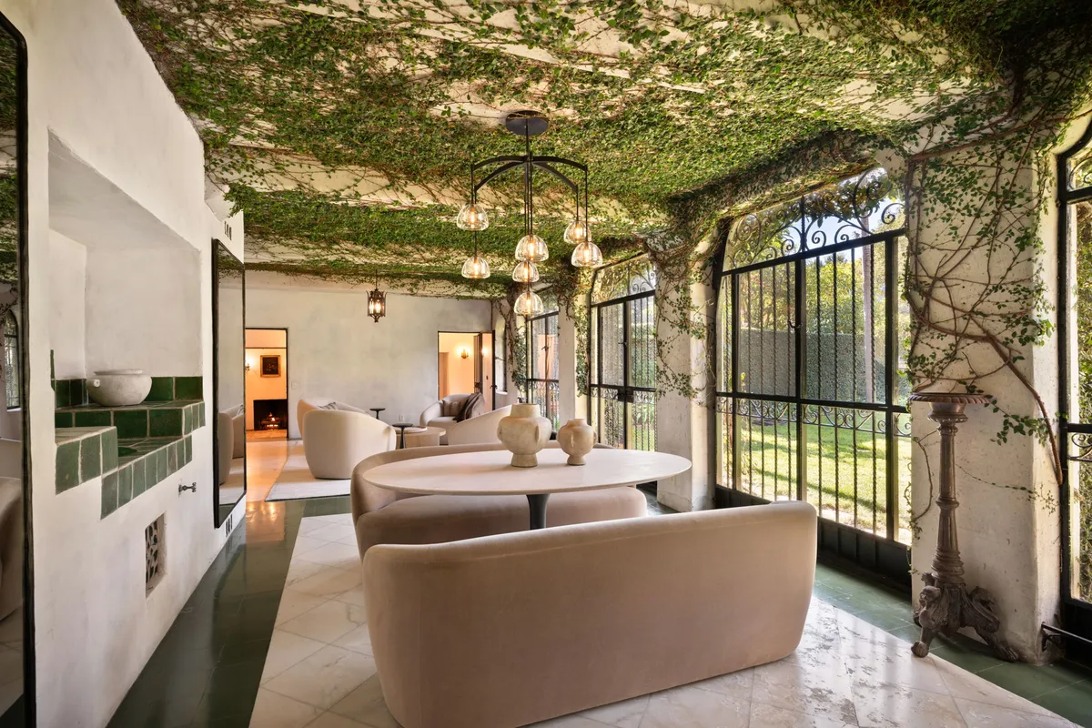 Wander Montecito Estate #48