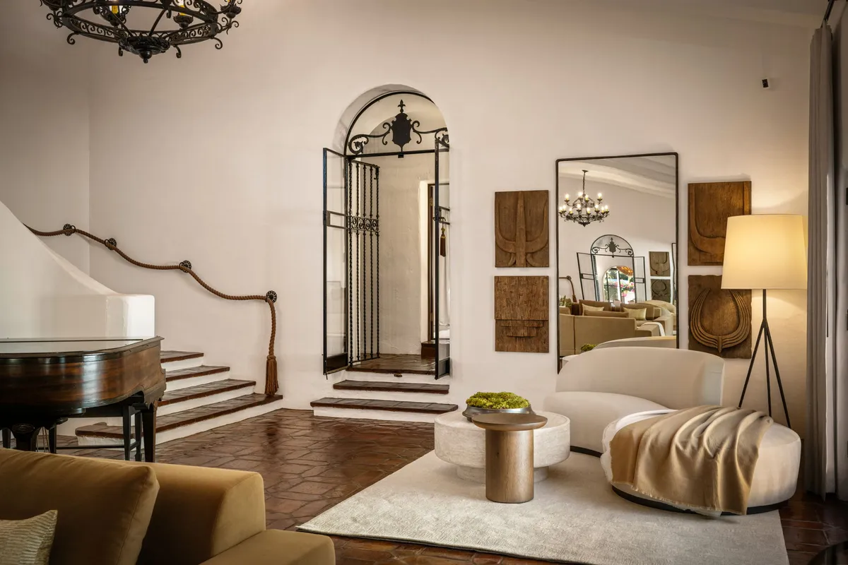 Wander Montecito Estate #102