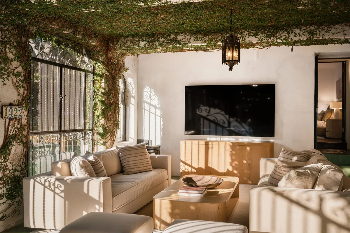 Wander Montecito Estate #80