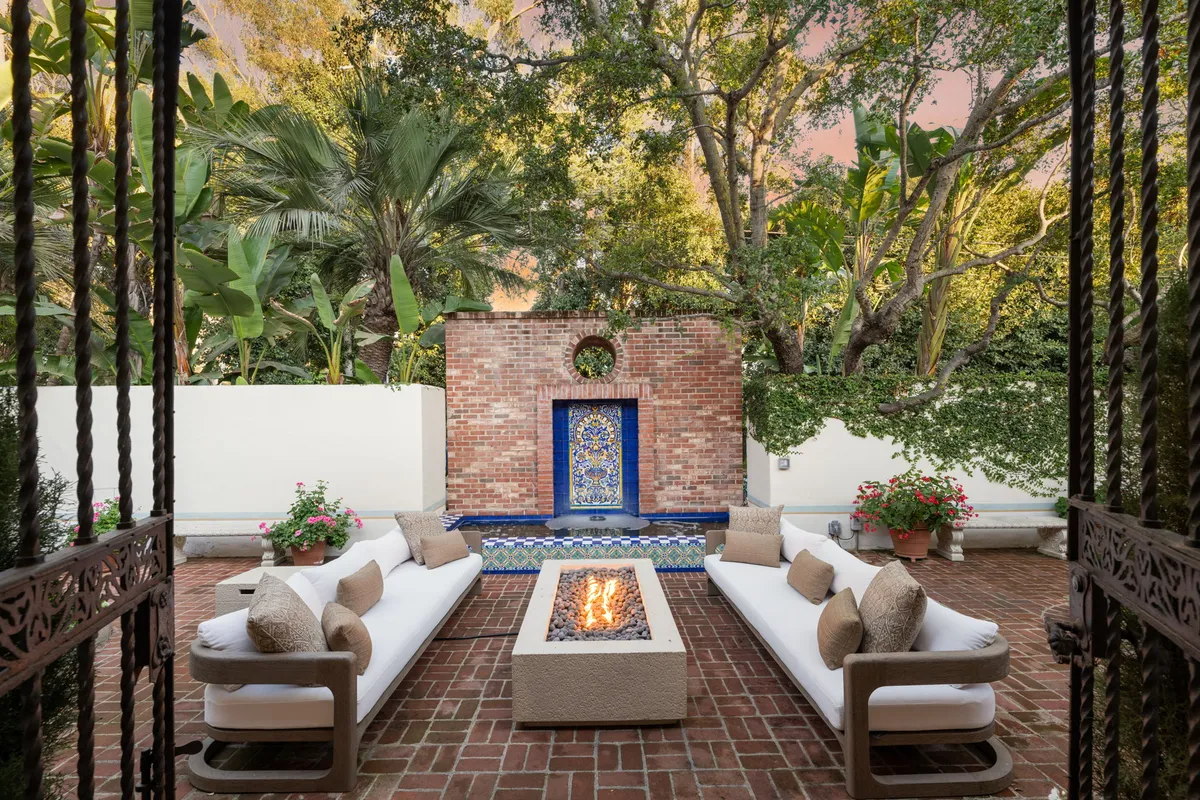 Wander Montecito Estate #26