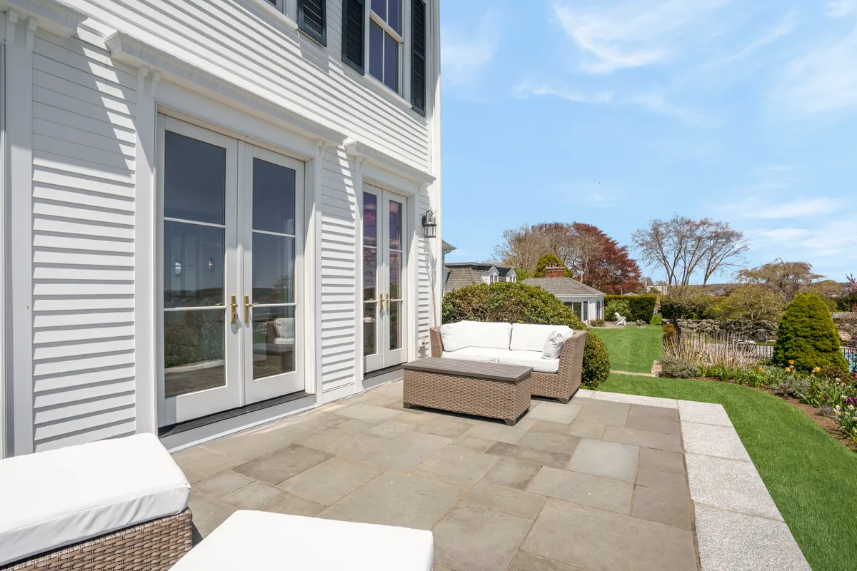 Wander Stonington Peninsula