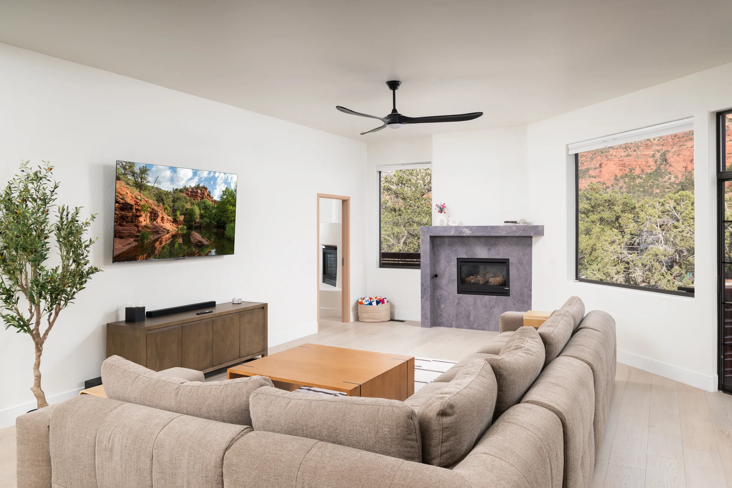 8-Bedroom, Views, Large Pool & Spa, Sauna, Gym #4