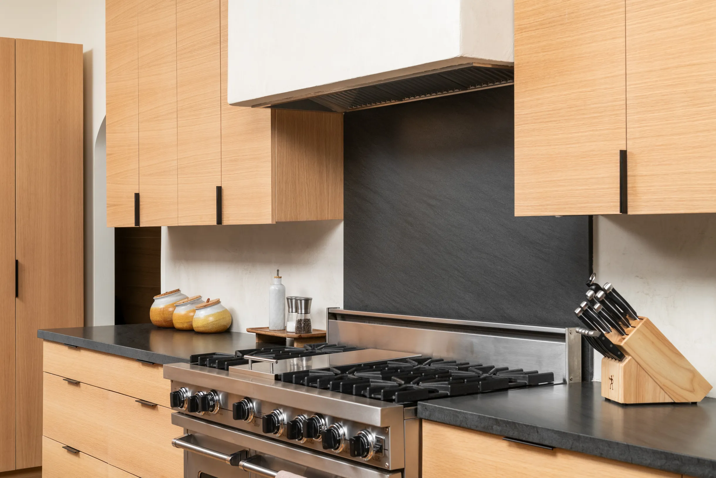 Cliffside Retreat, Hot Tub, Yoga, Views, River #57