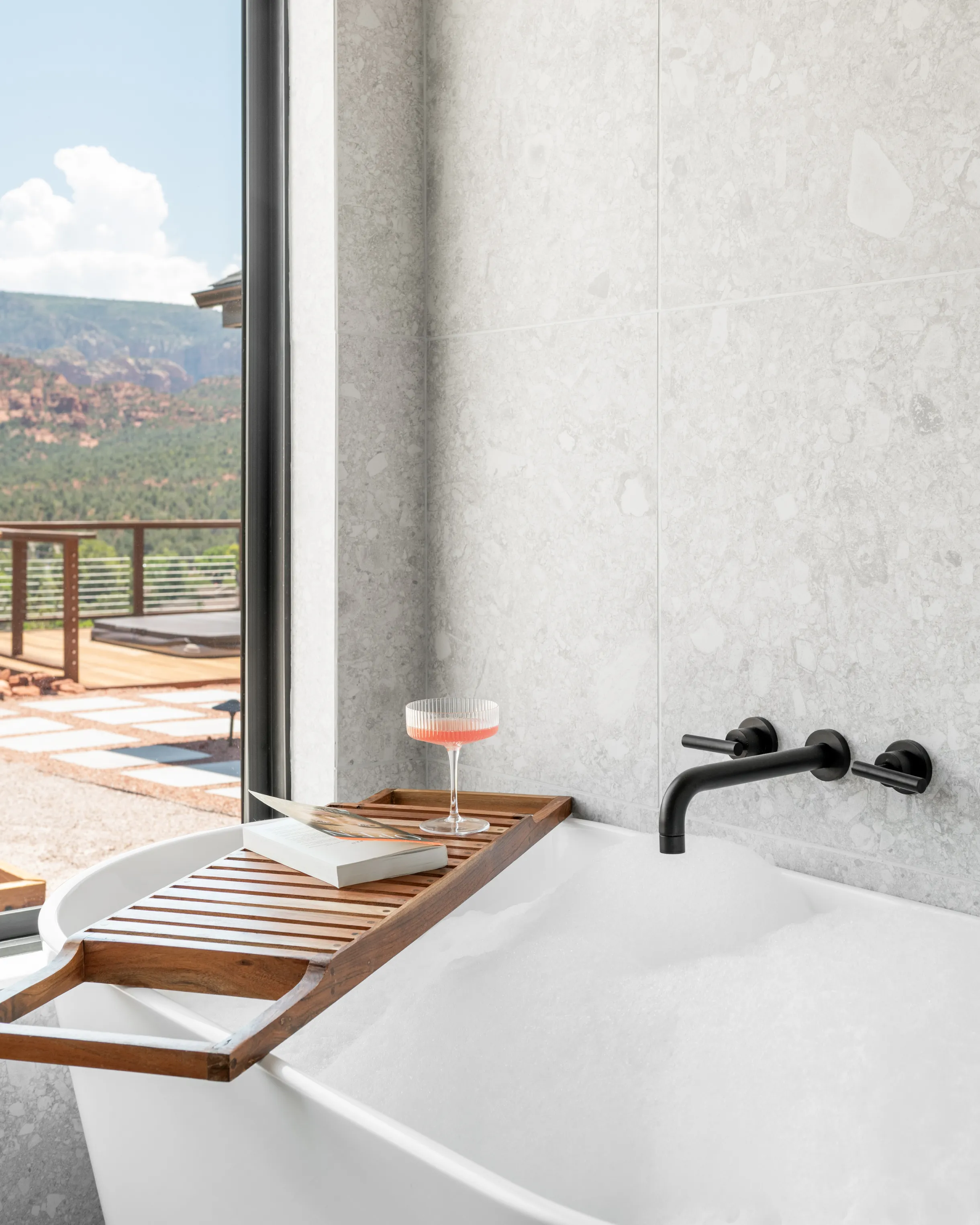 Cliffside Retreat, Hot Tub, Yoga, Views, River #58