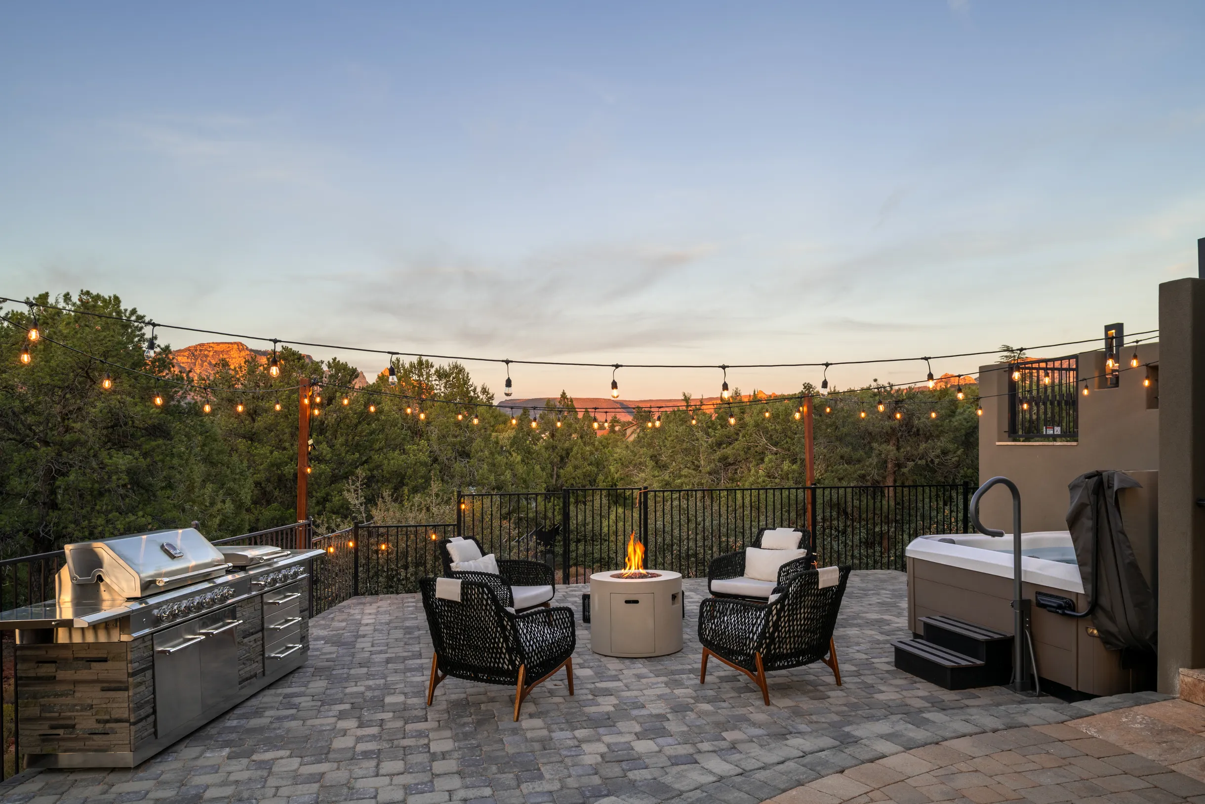 Red Rock Luxe Villa: Pool, Spa, Views, Private Courtyard #36