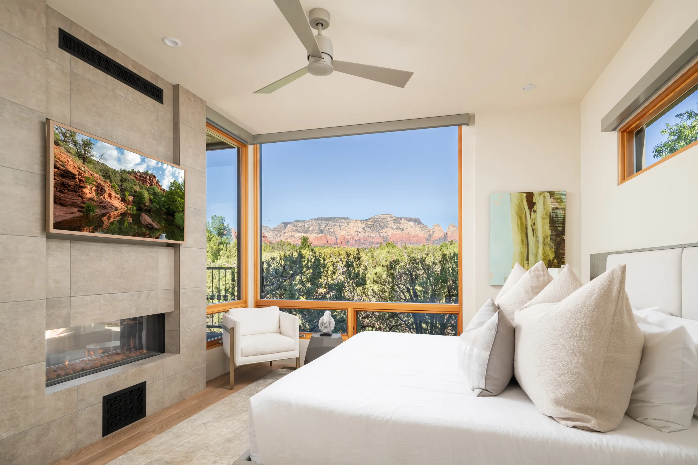 Red Rock Luxe Villa: Pool, Spa, Views, Private Courtyard #30