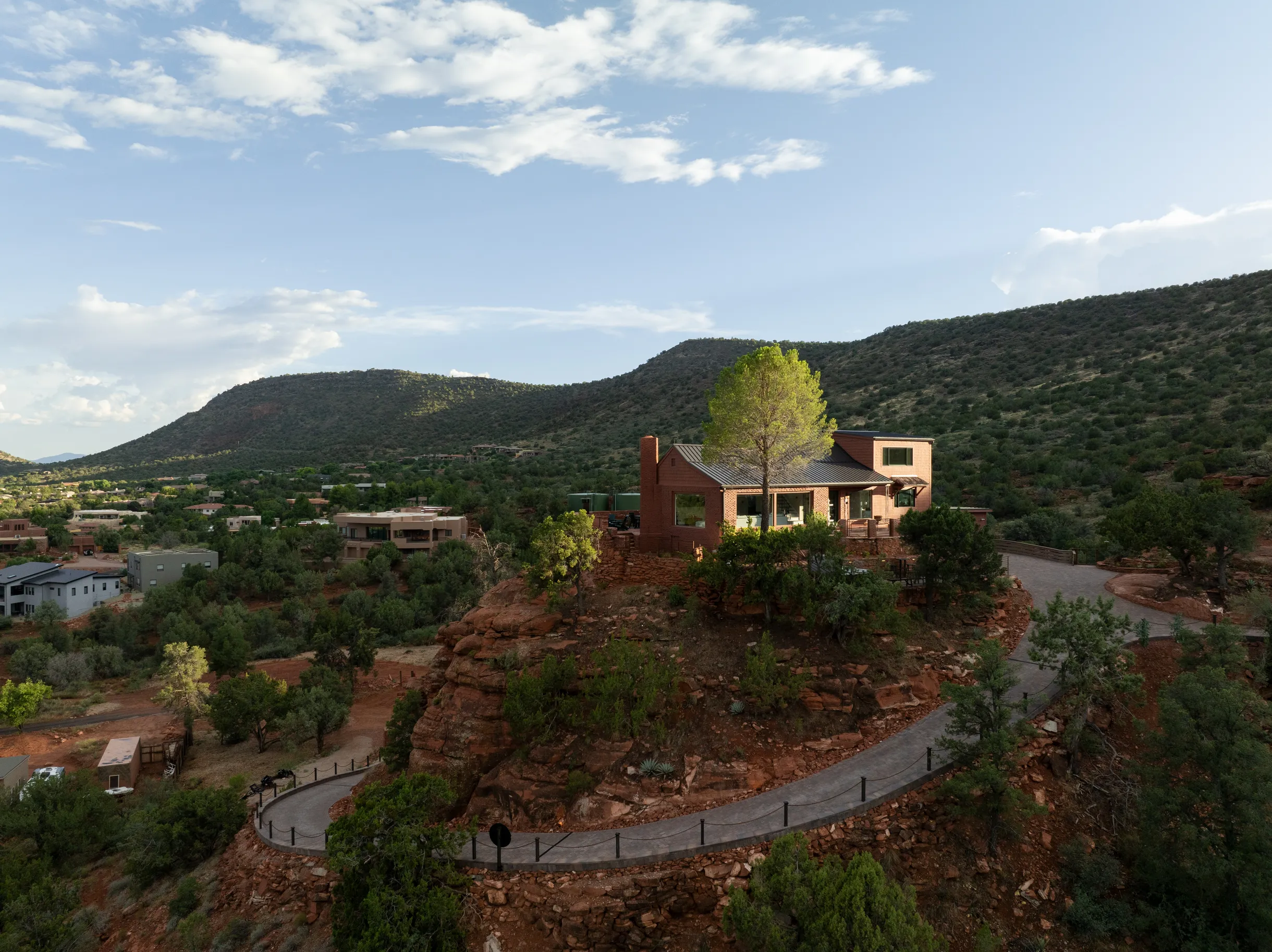 Ravens Rock Retreat: Clifftop Estate w/ 360 Views #45