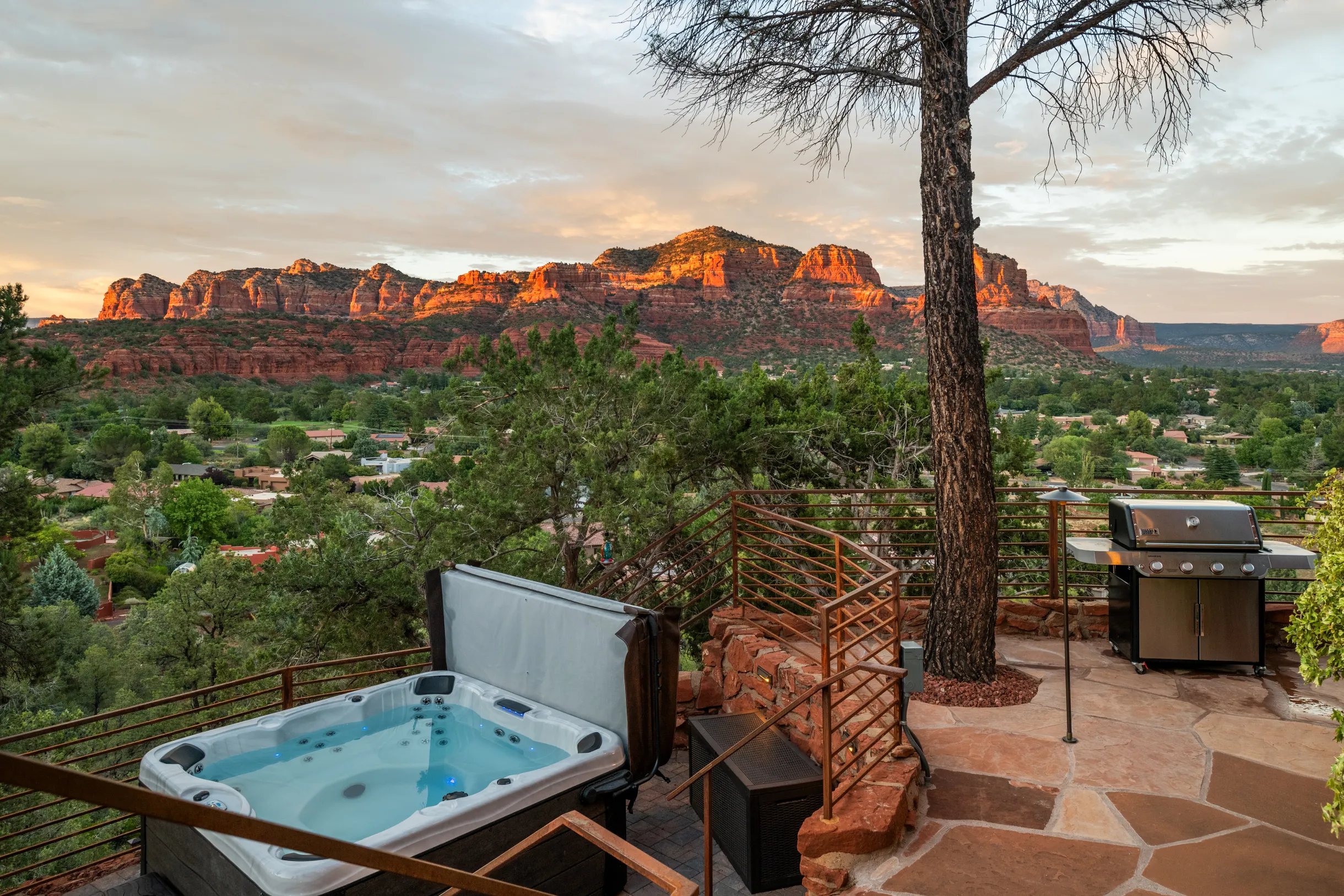 Ravens Rock Retreat: Clifftop Estate w/ 360 Views #7