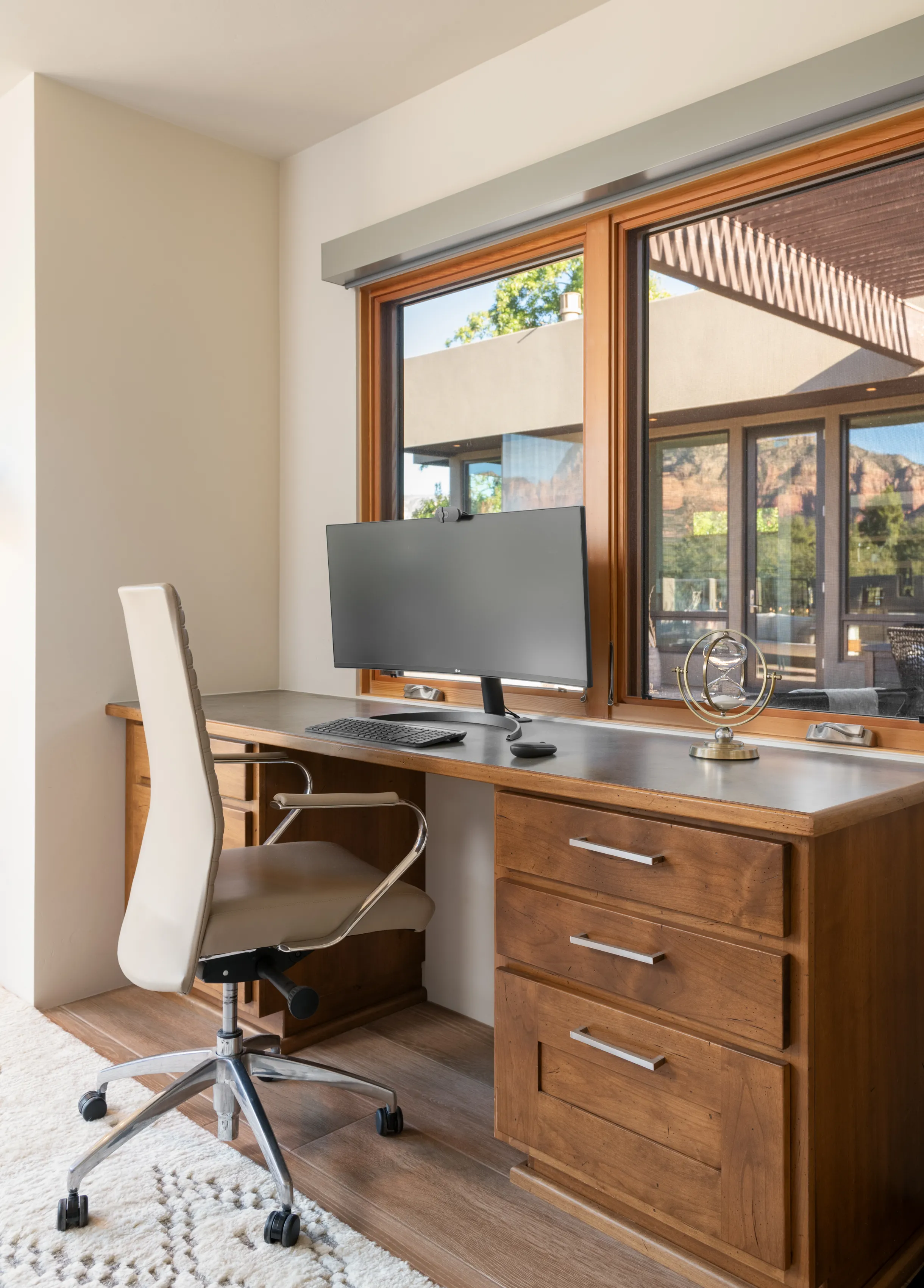 Red Rock Luxe Villa: Pool, Spa, Views, Private Courtyard #24