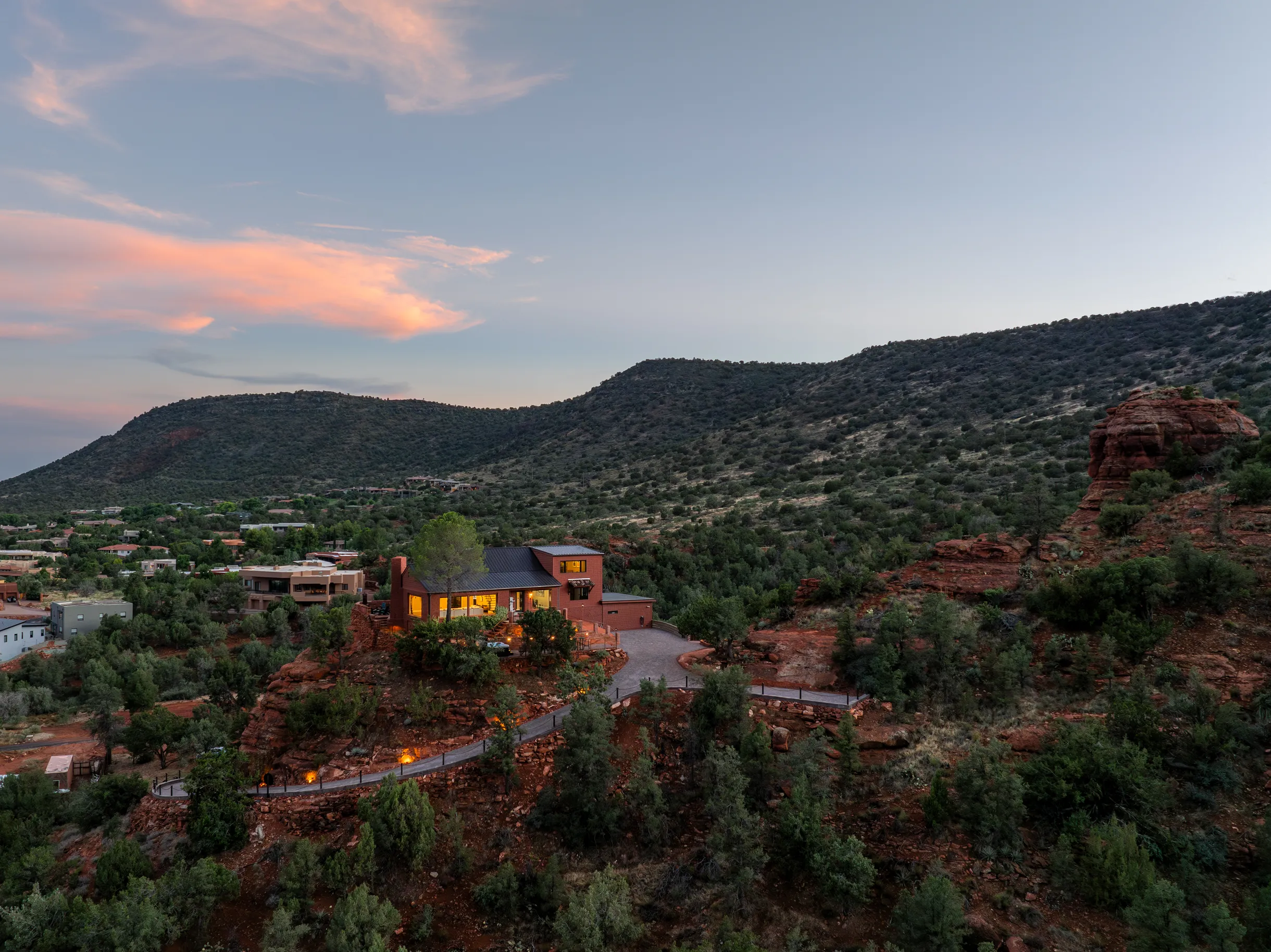 Ravens Rock Retreat: Clifftop Estate w/ 360 Views #44