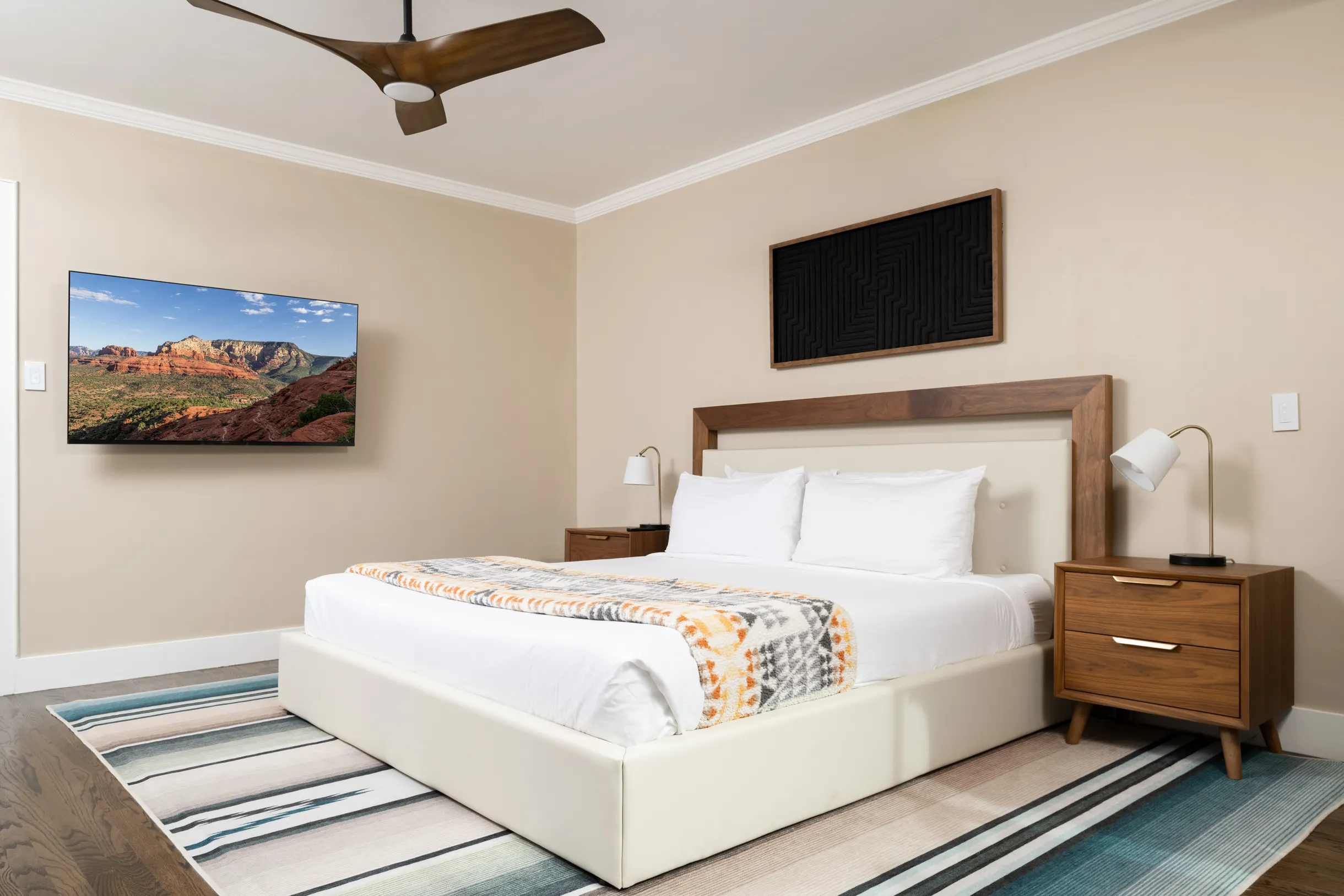 Ravens Rock Retreat: Clifftop Estate w/ 360 Views #24