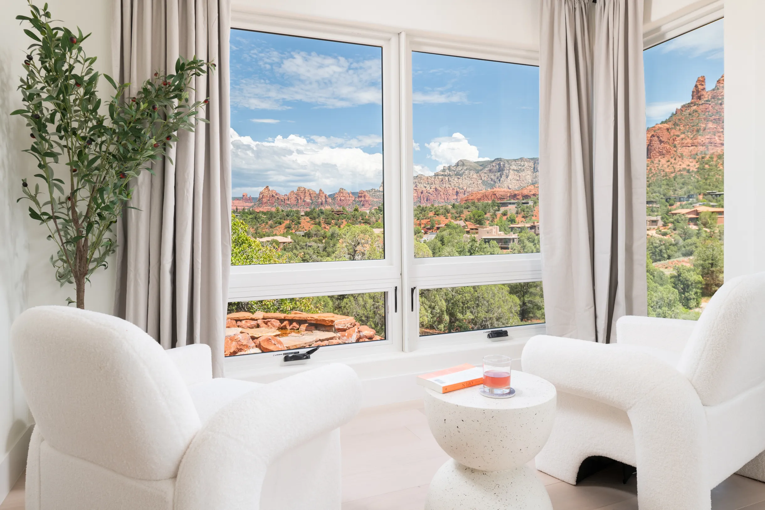 Luxe 2-Acre Oasis: Pool, Spa, Views, Firepit #26