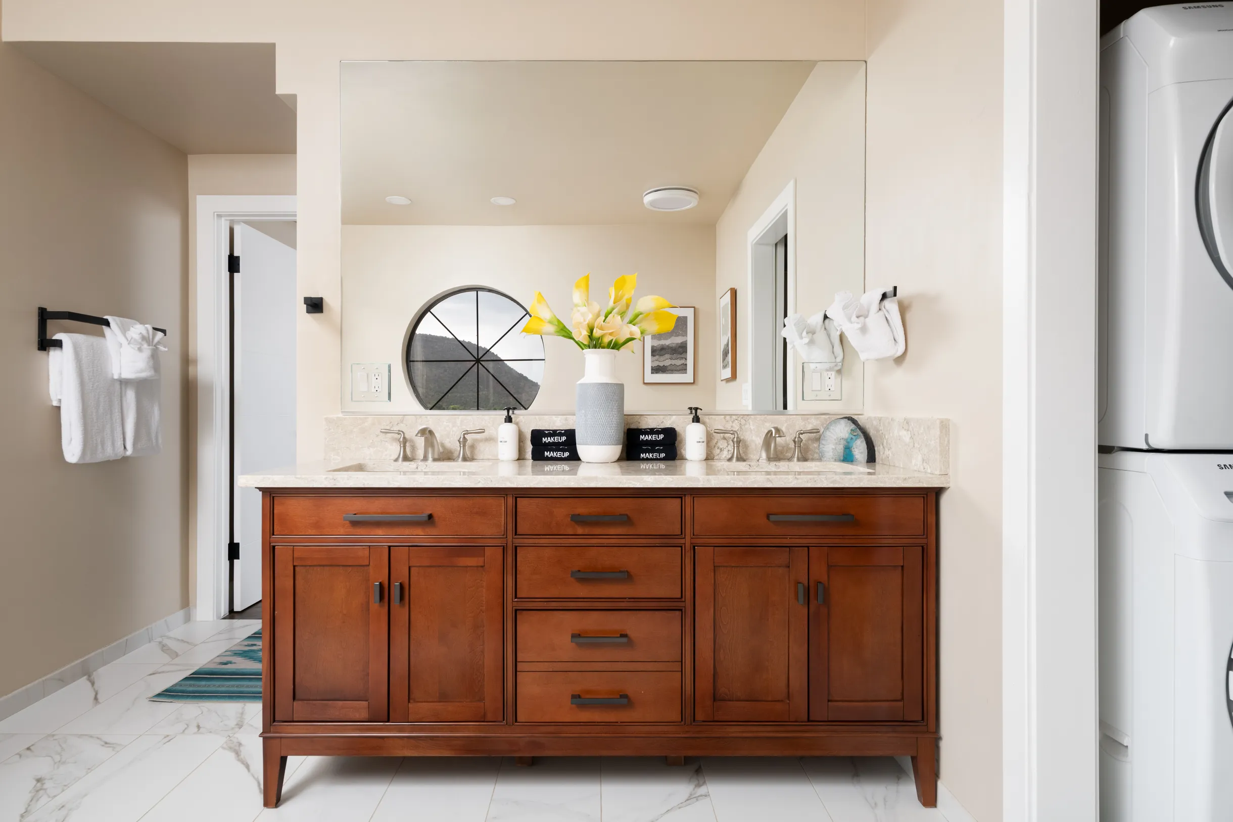 Ravens Rock Retreat: Clifftop Estate w/ 360 Views #11