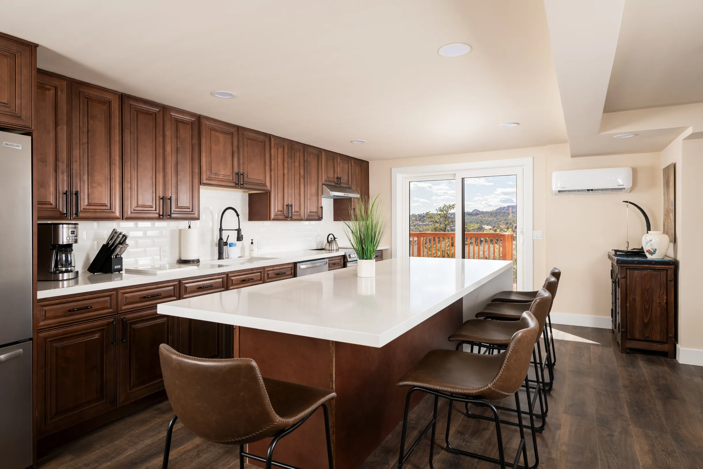 Quail Ridge - Heated Pool & Spa, View Deck, Games #20