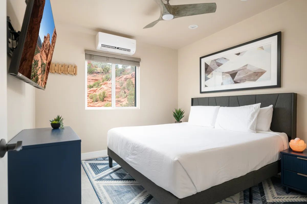 Bedroom 5 image