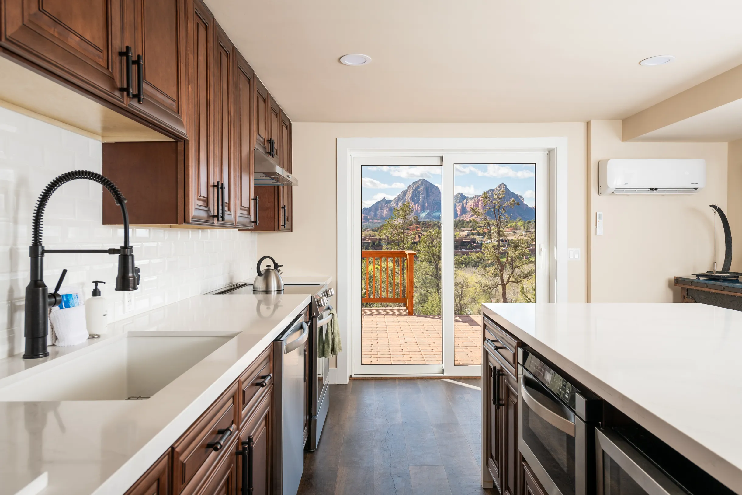 Quail Ridge - Heated Pool & Spa, View Deck, Games #5