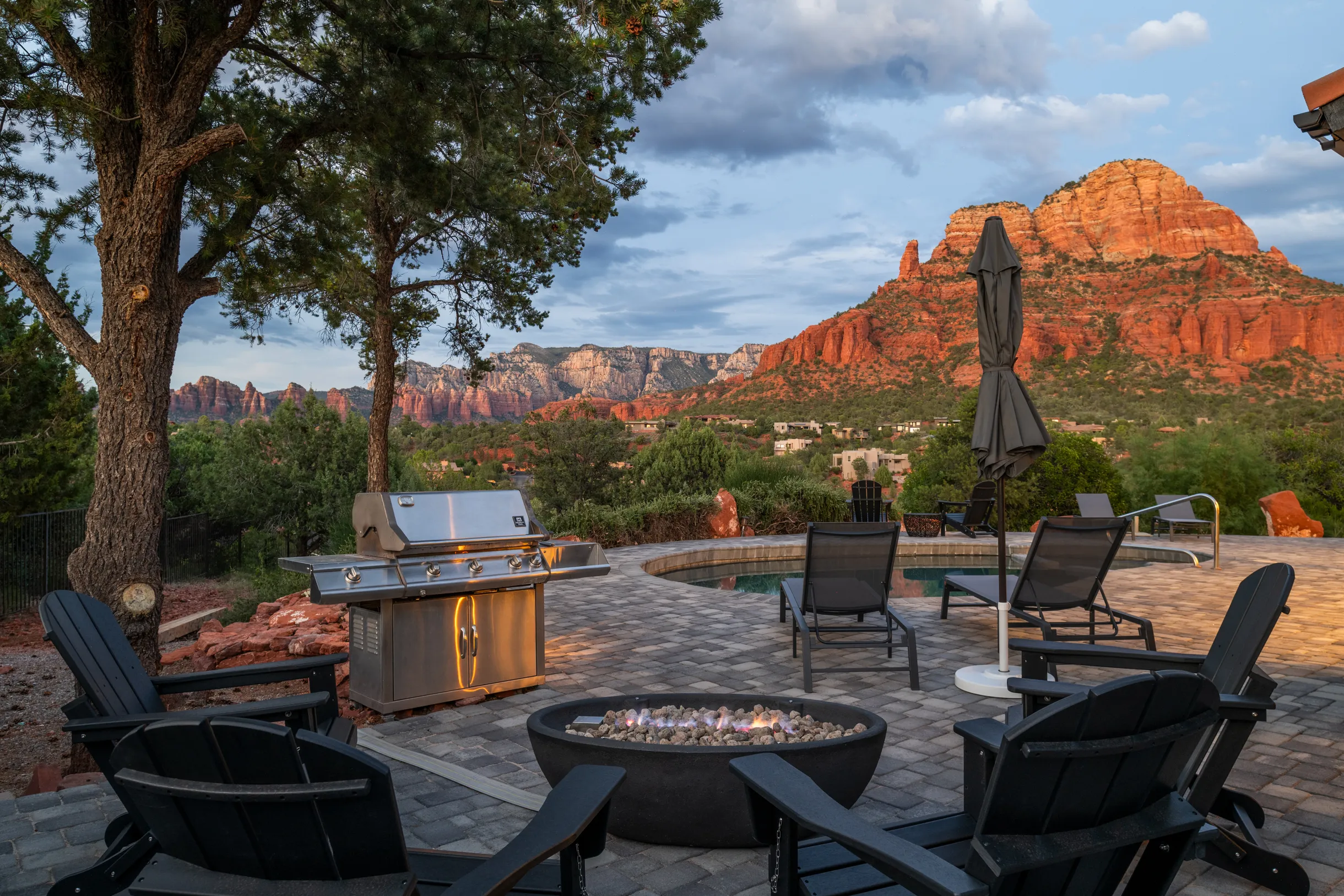 Luxe 2-Acre Oasis: Pool, Spa, Views, Firepit #28