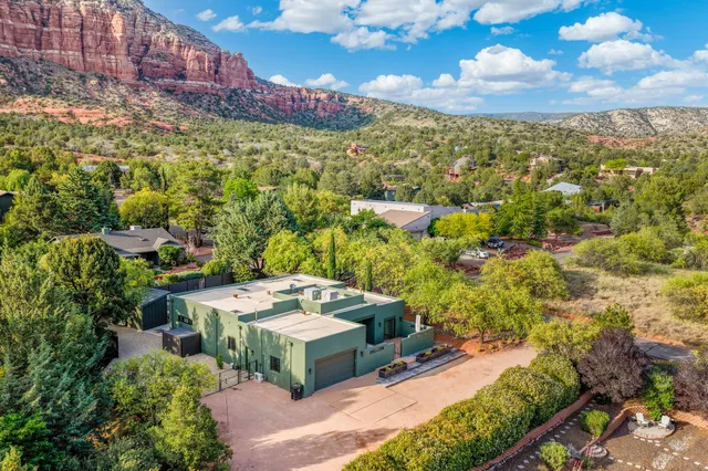 Wander Sedona Emerald