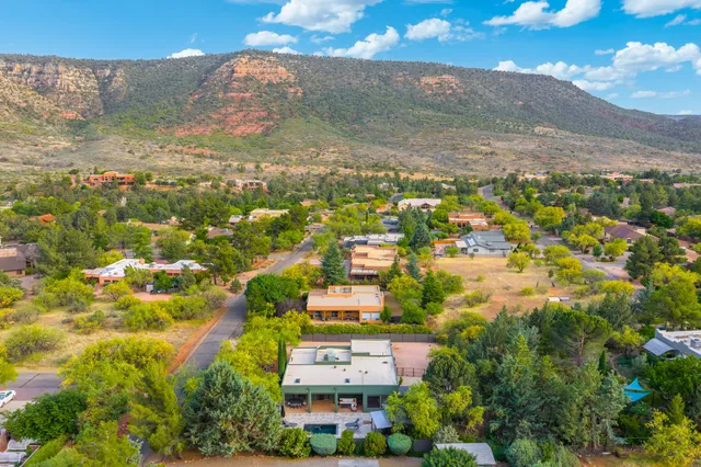 Wander Sedona Emerald