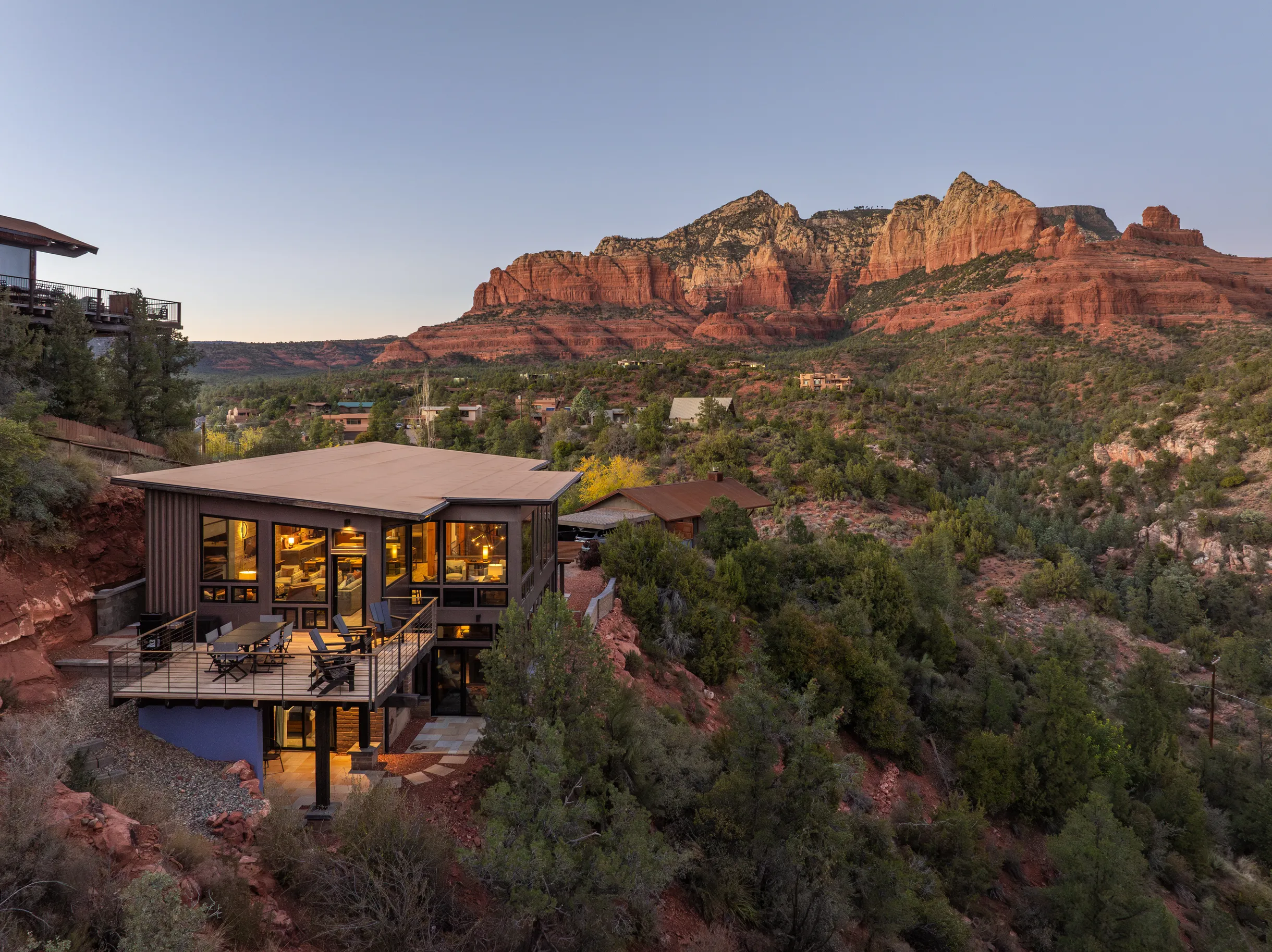 Uptown Architectural Retreat - Incredible Views, 3 Suites #28