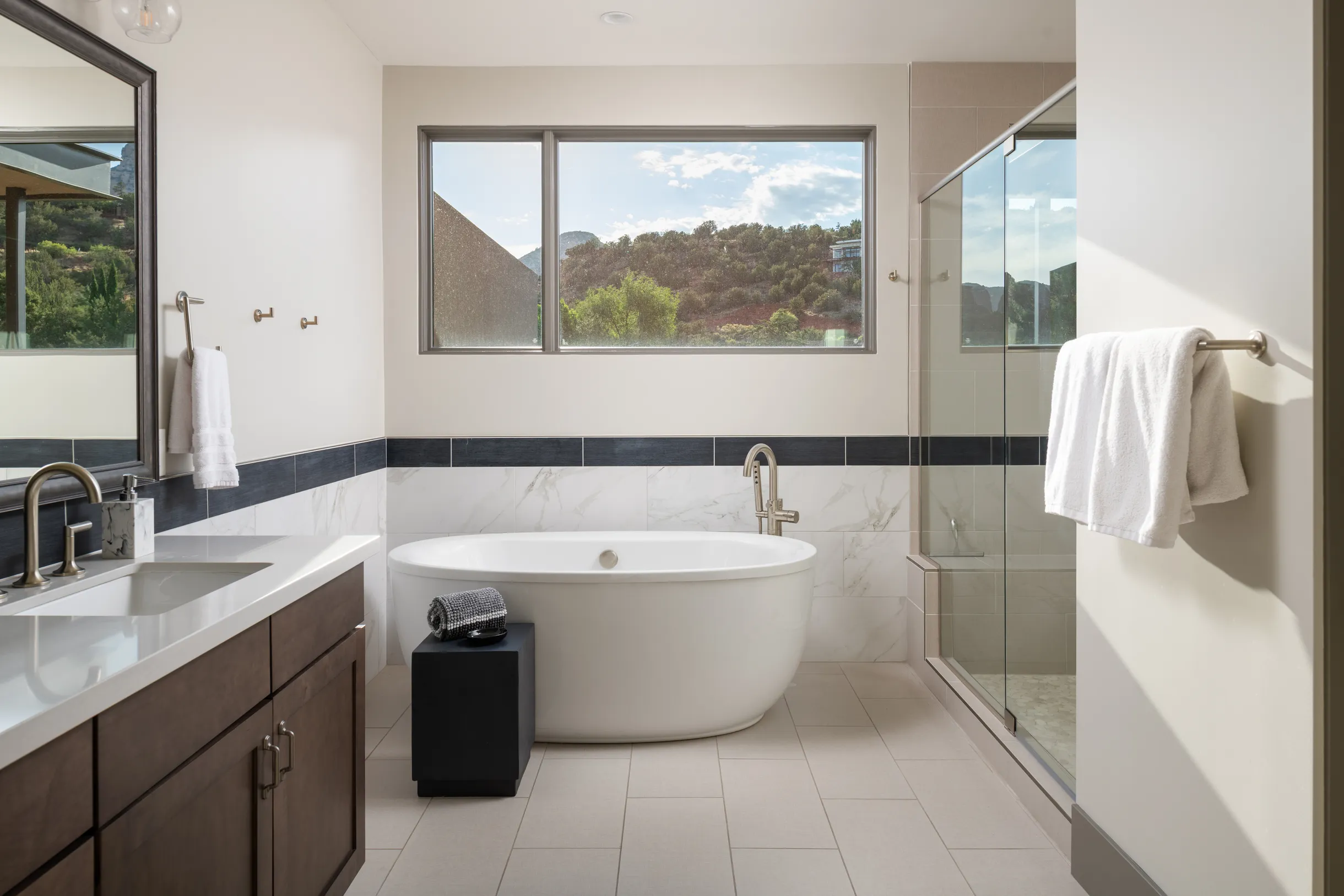 Exclusive Seven Canyons Golf Resort w/ Pool & Gym #22