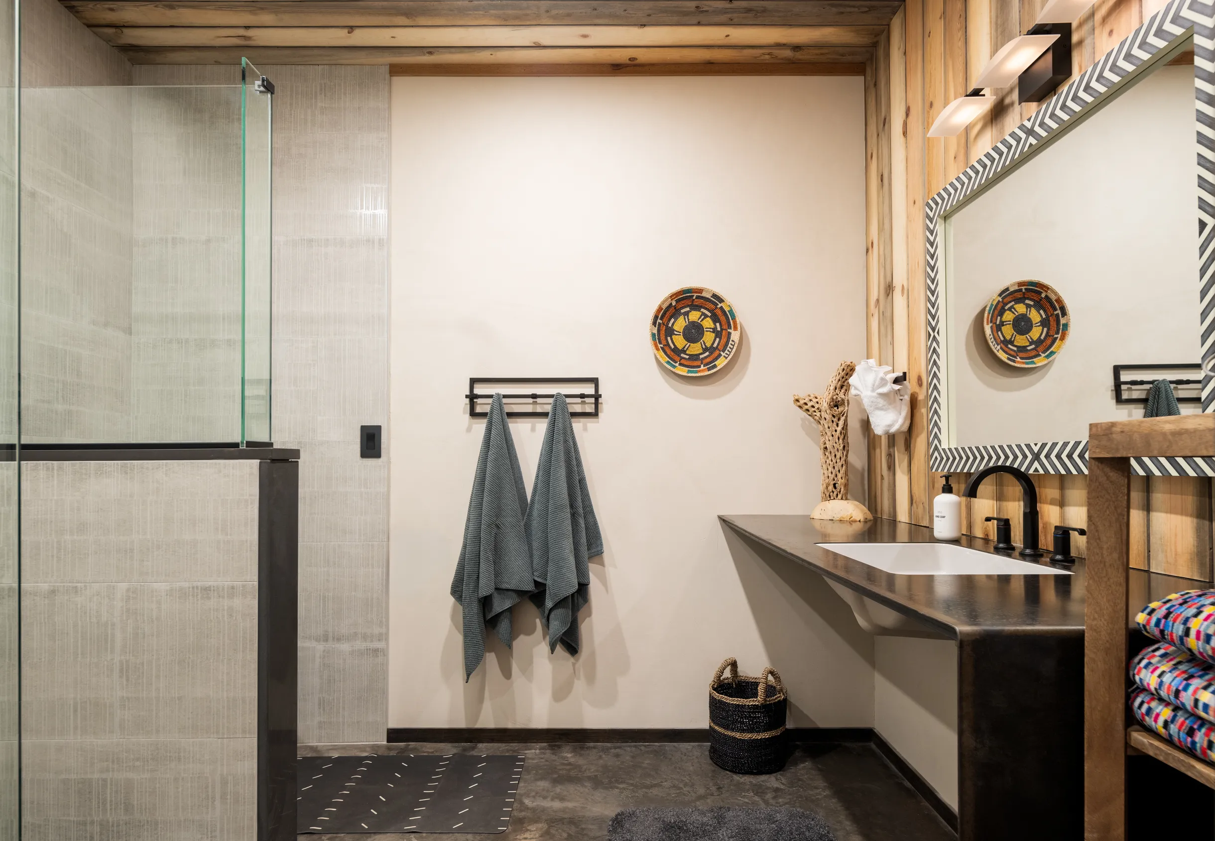 Uptown Architectural Retreat - Incredible Views, 3 Suites #8