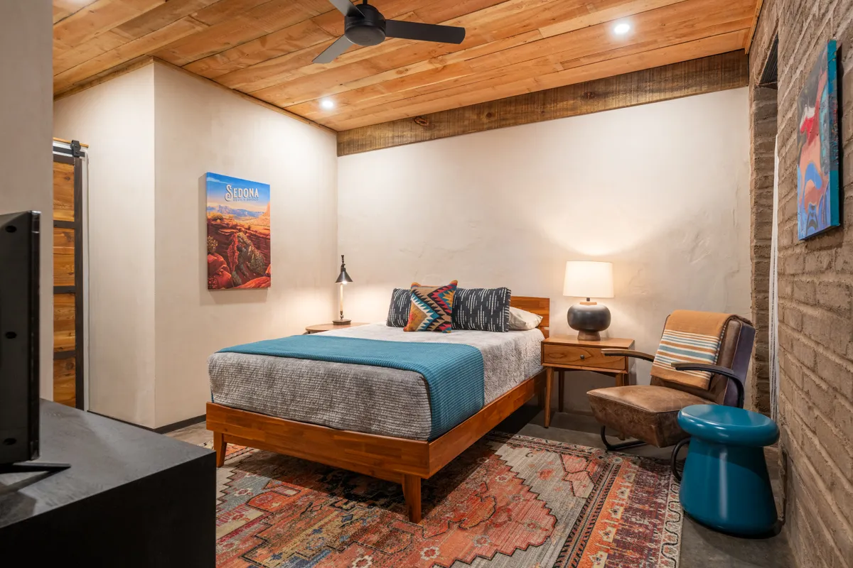 Bedroom 3 image