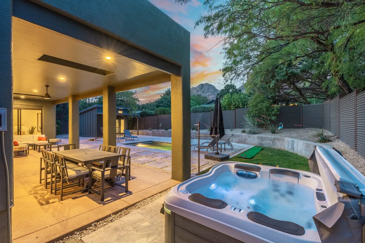 Emerald Escape | Heated Pool, Sauna, Spa, Views #16