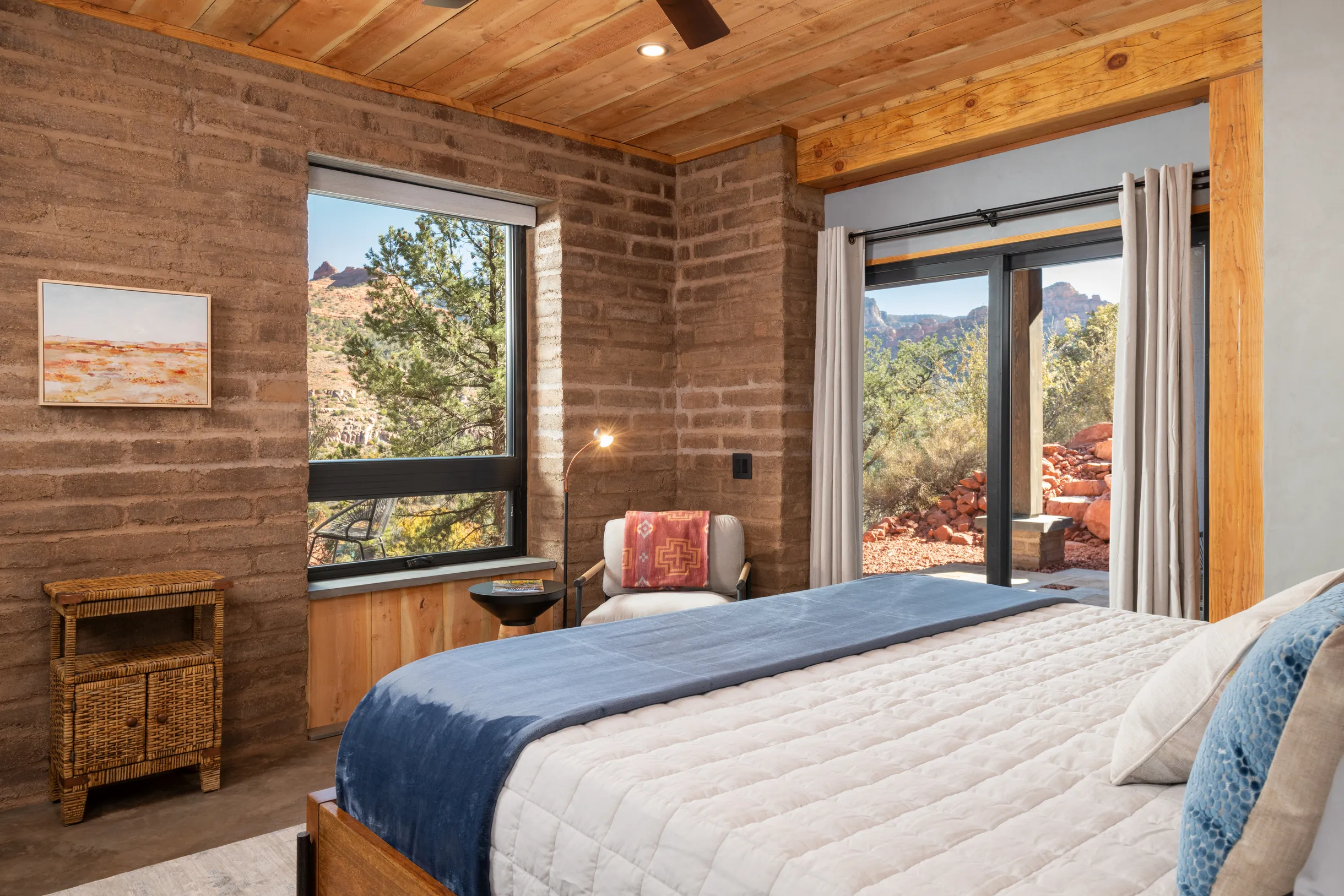 Uptown Architectural Retreat - Incredible Views, 3 Suites #24