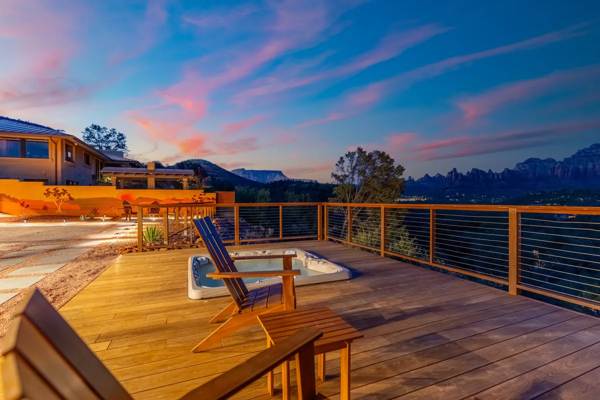 Cliffside Retreat, Hot Tub, Yoga, Views, River #28