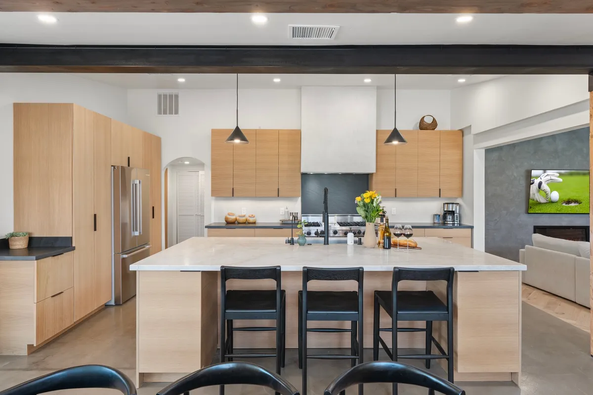 Cliffside Retreat, Hot Tub, Yoga, Views, River #77