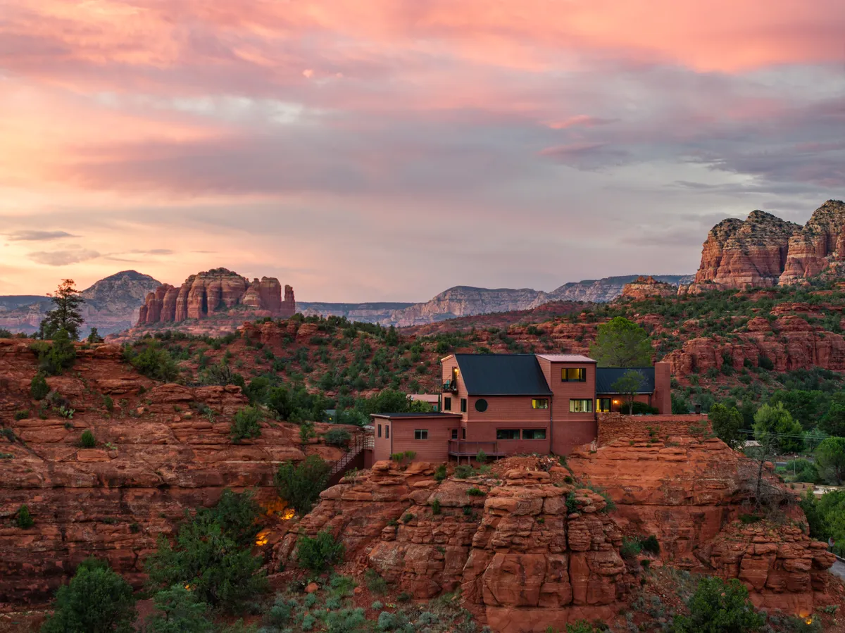 Wander Sedona Ravens Rock #1