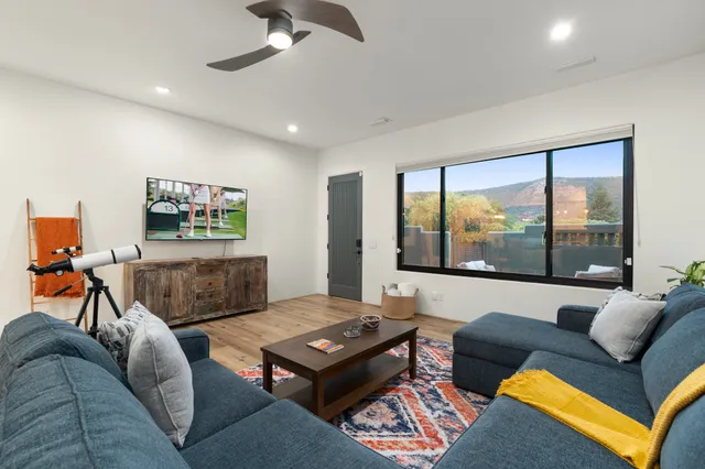 Wander Sedona Emerald #3