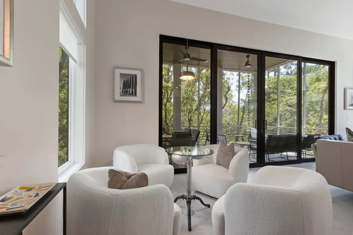 Wander Seacrest Oasis