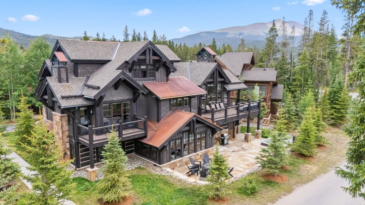 Wander Breckenridge Shock Hill