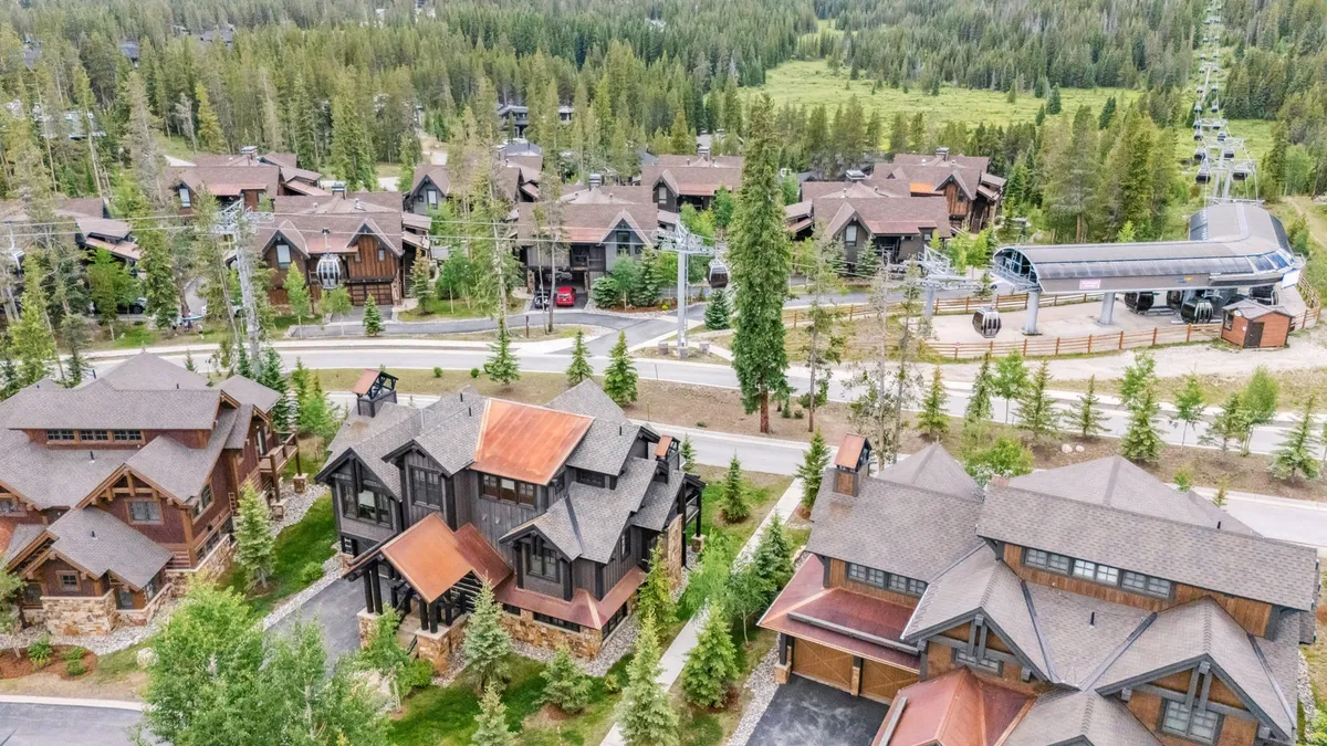 Wander Breckenridge Shock Hill #38