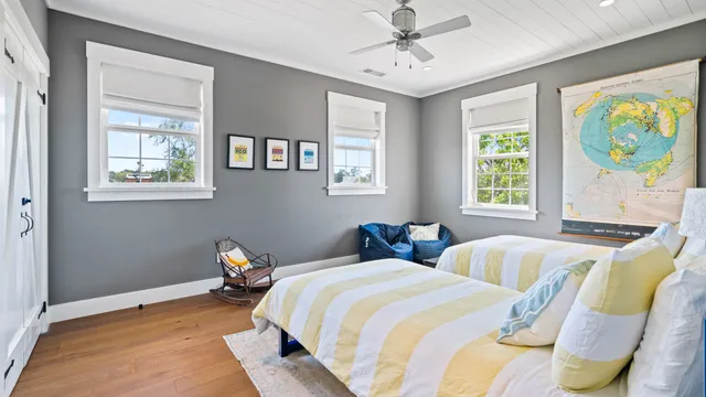 Bedroom 4 image 1