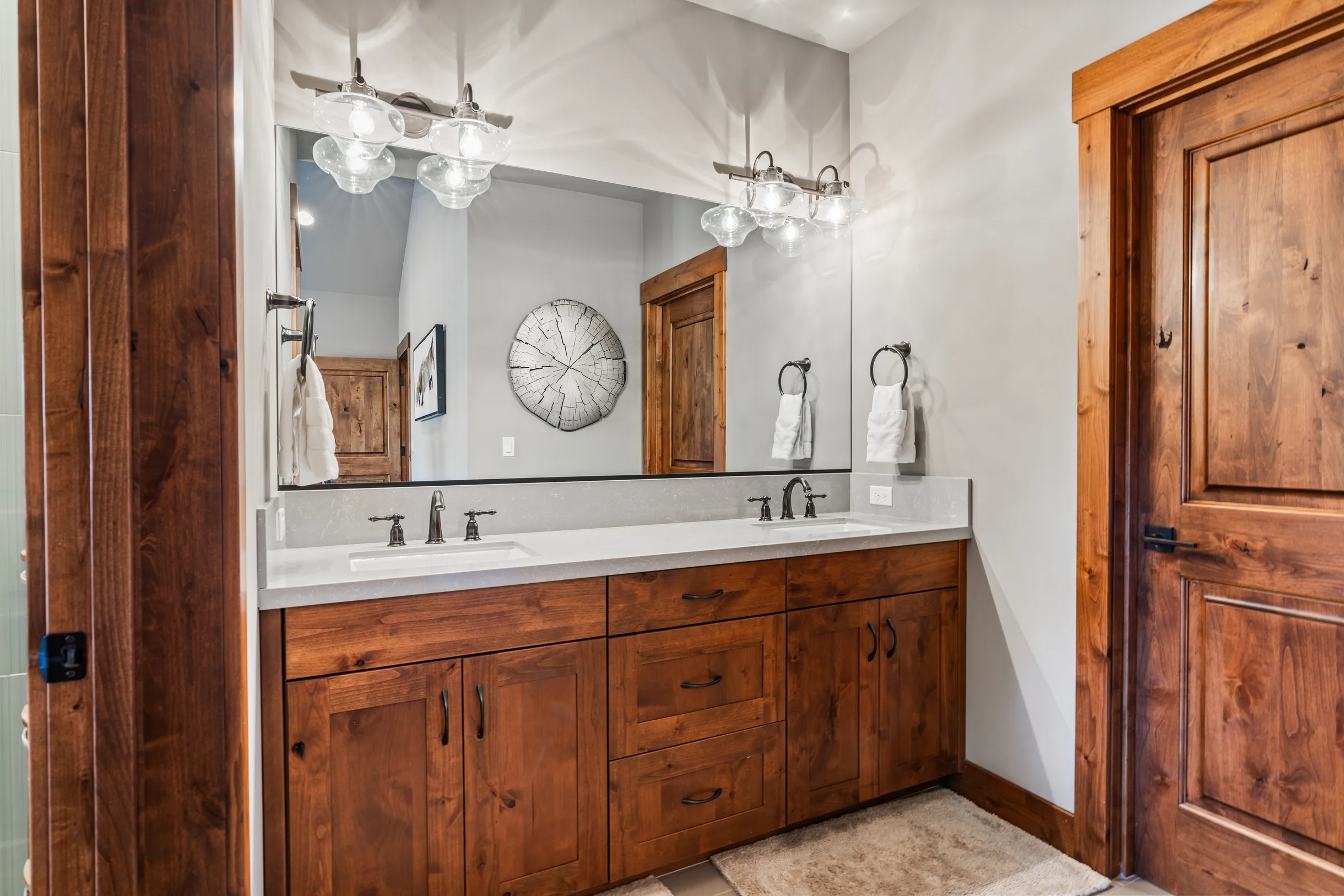 Modern Townhome with 3 King Suites, Near Northstar #28