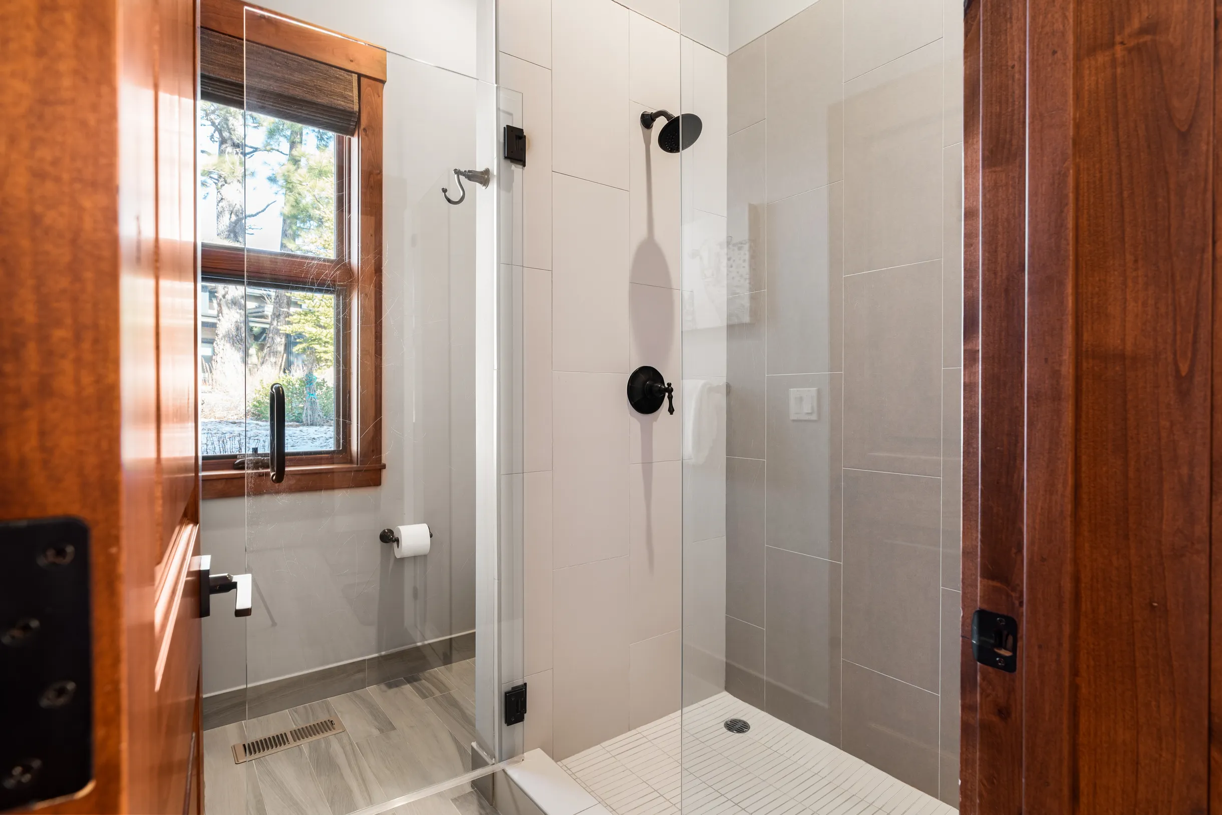 Modern Townhome with 3 King Suites, Near Northstar #20